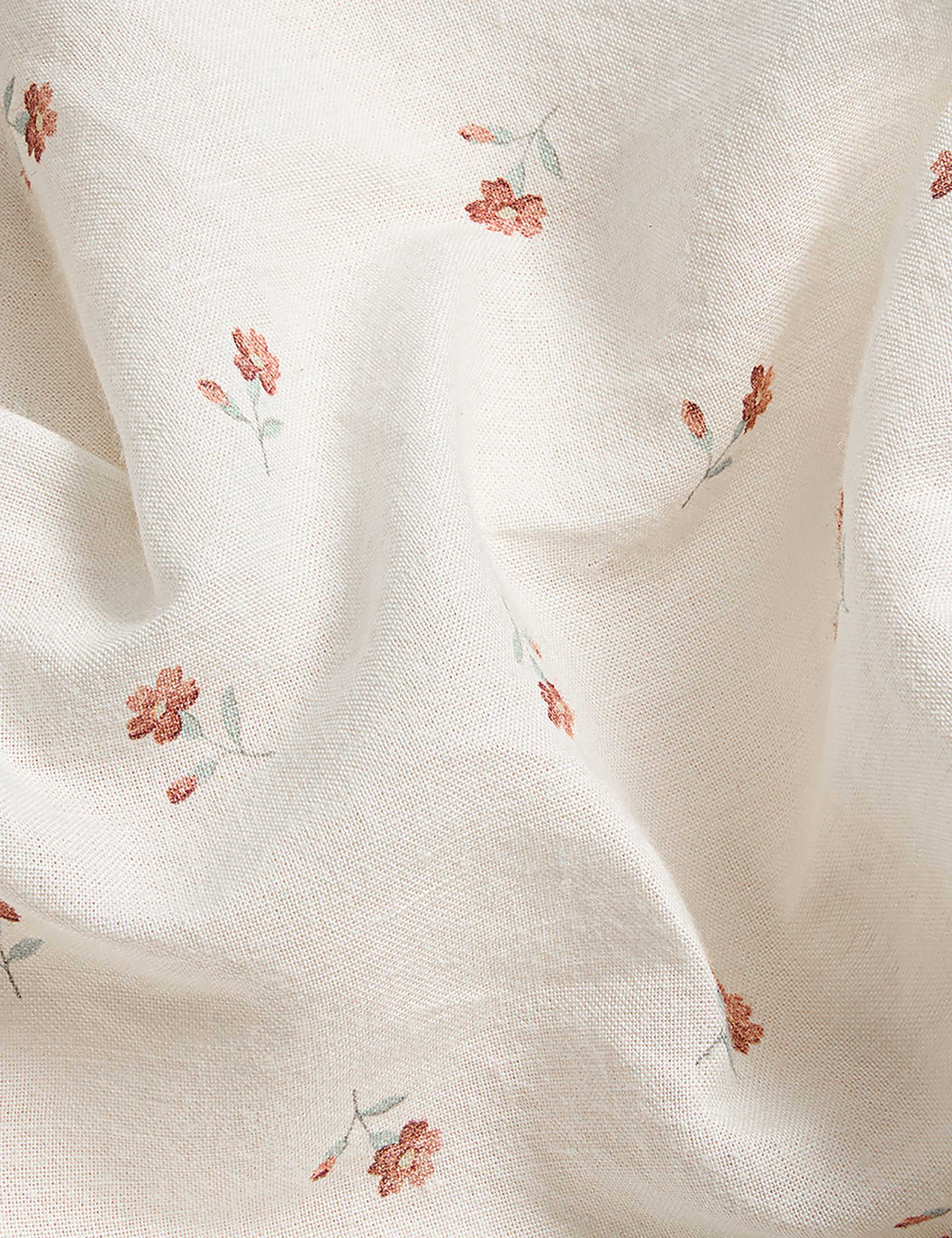 Piglet in Bed linen-rich floral duvet cover - British product