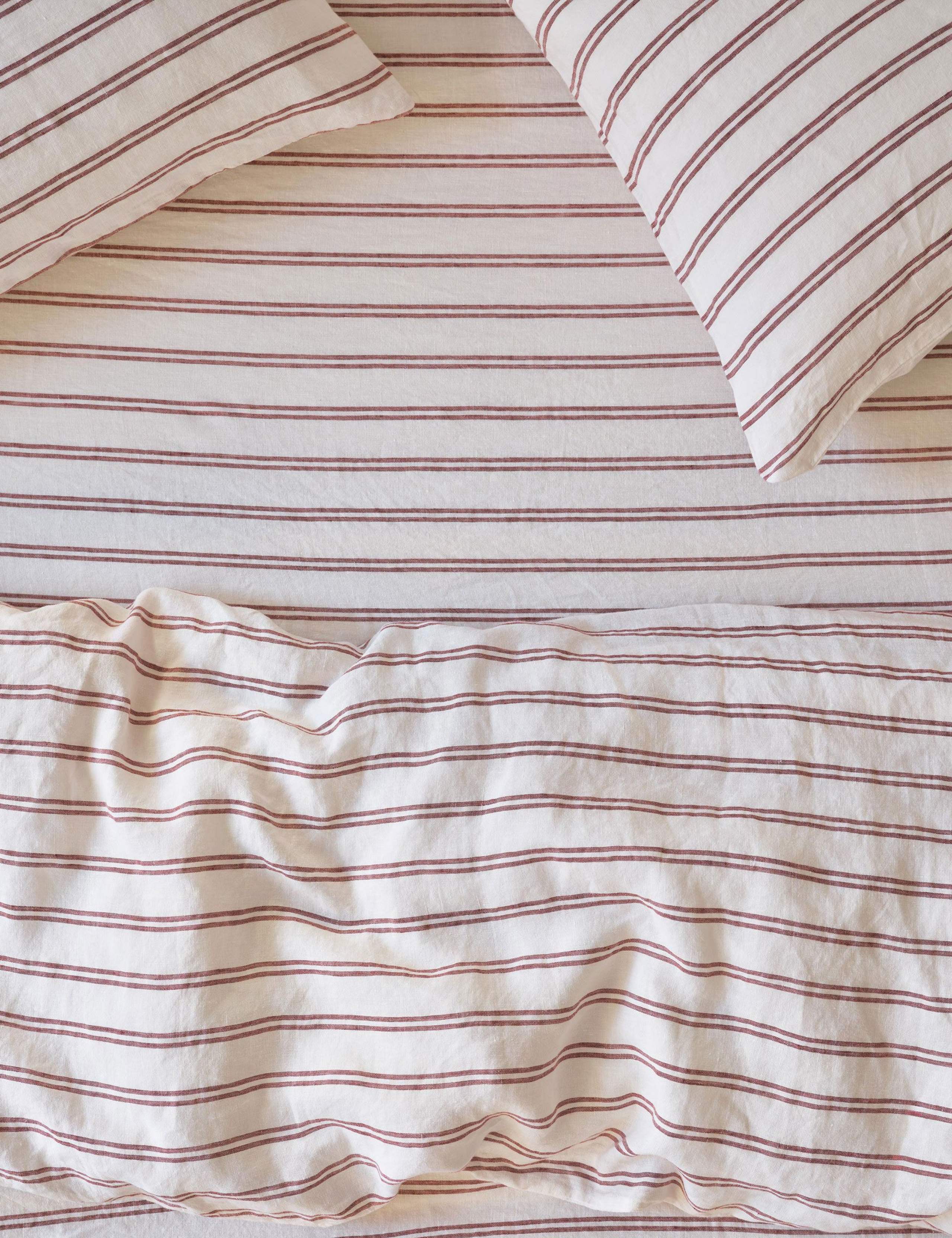 Piglet in Bed Kemptown Stripe fitted sheet (British brand)