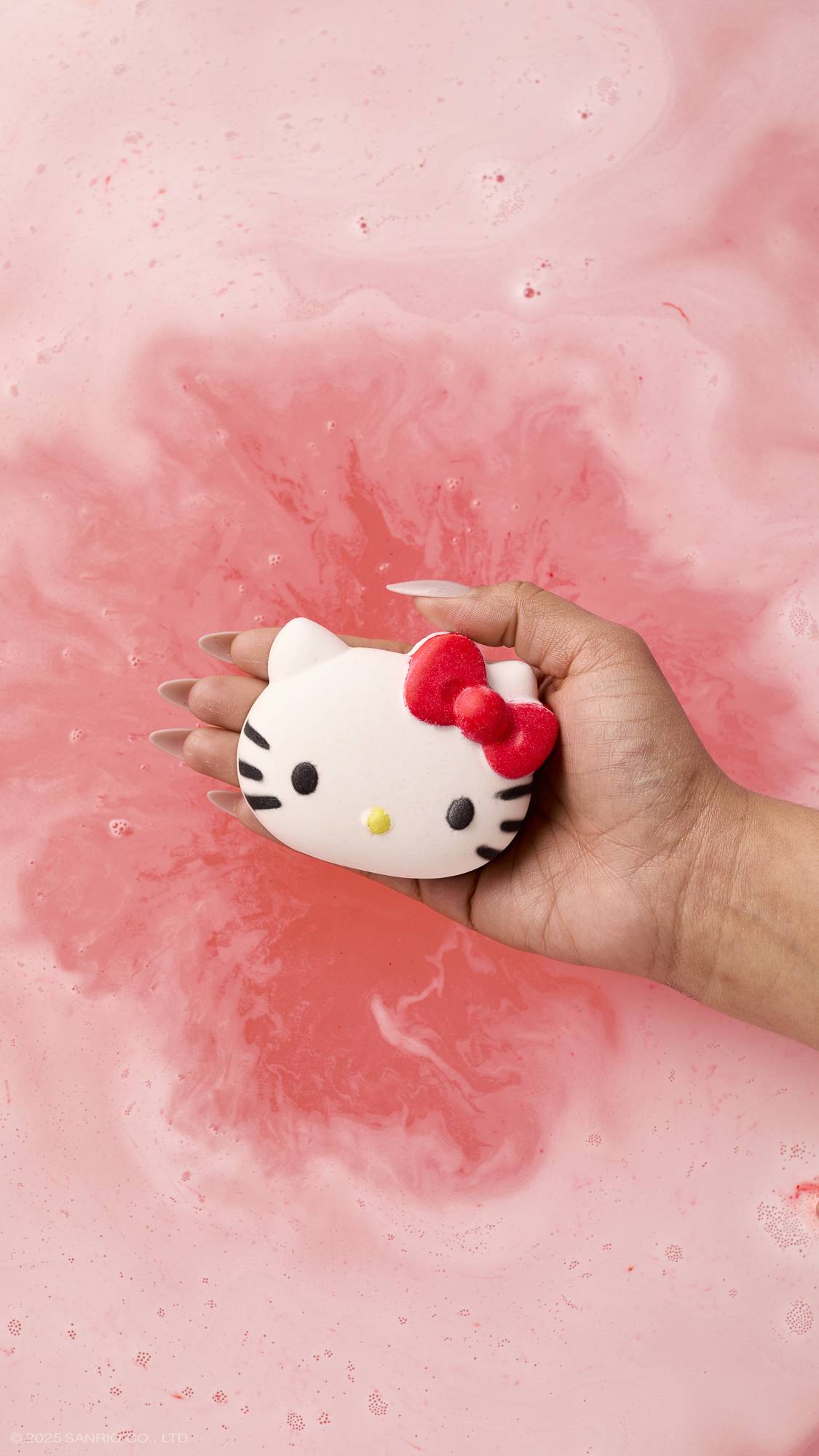 Lush Hello Kitty And Friends bath bomb gift set - British product