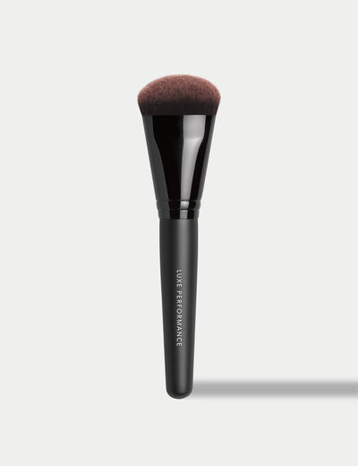 M&S bareMinerals Luxe Performance Brush Sminkebørste - Kjøp online på McGrocer