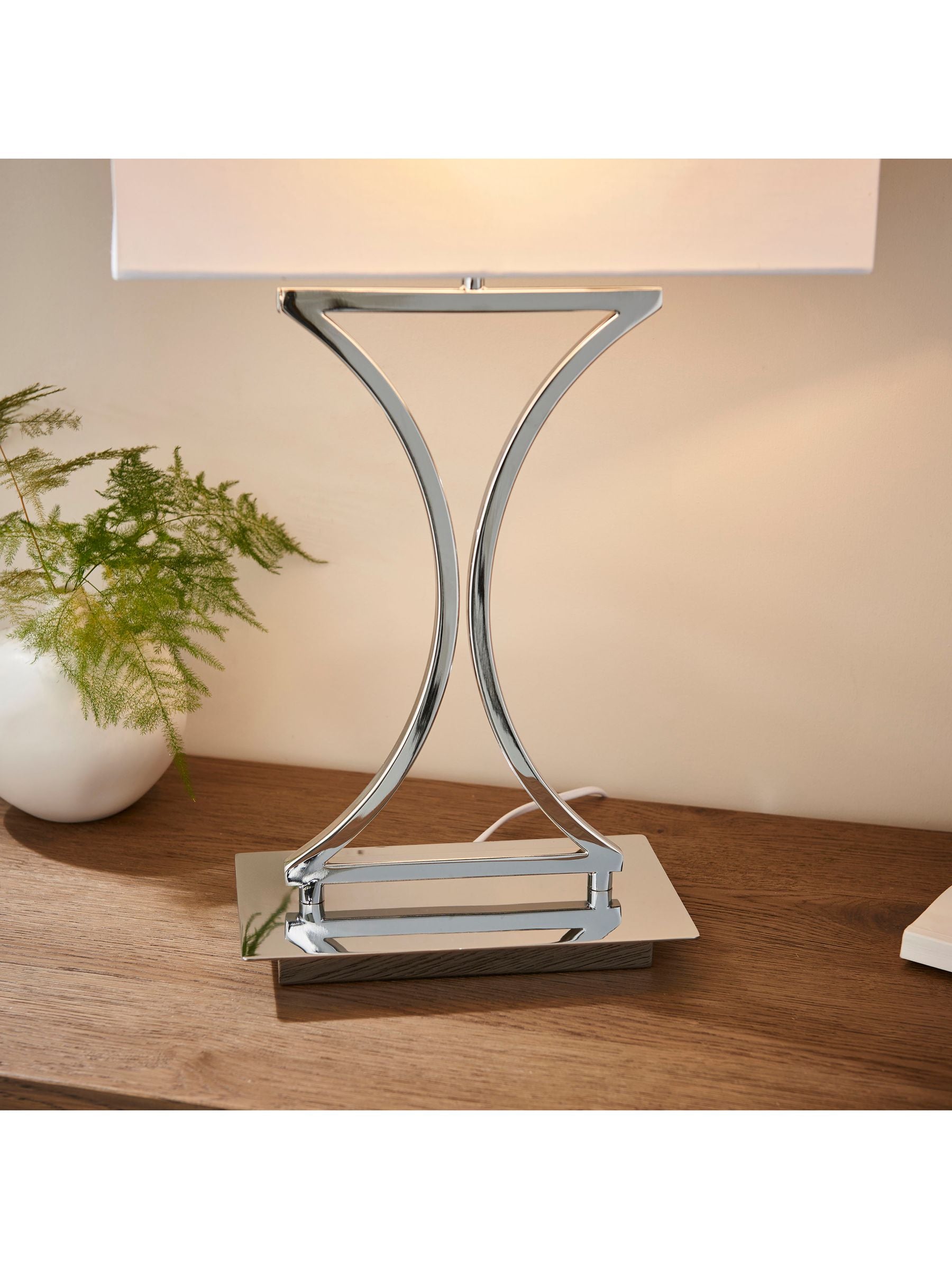 Gallery Home silver Appella table lamp (British brand)