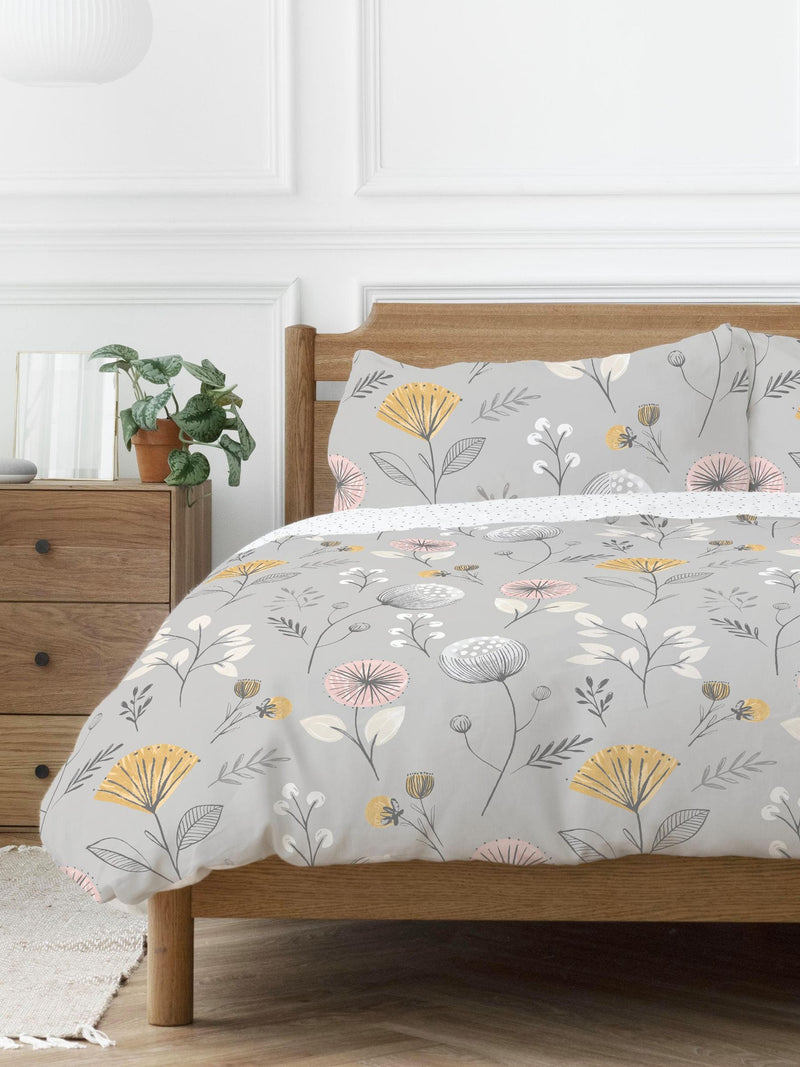 Copenhagen Home Silver Olia duvet cover and pillowcase set - British product
