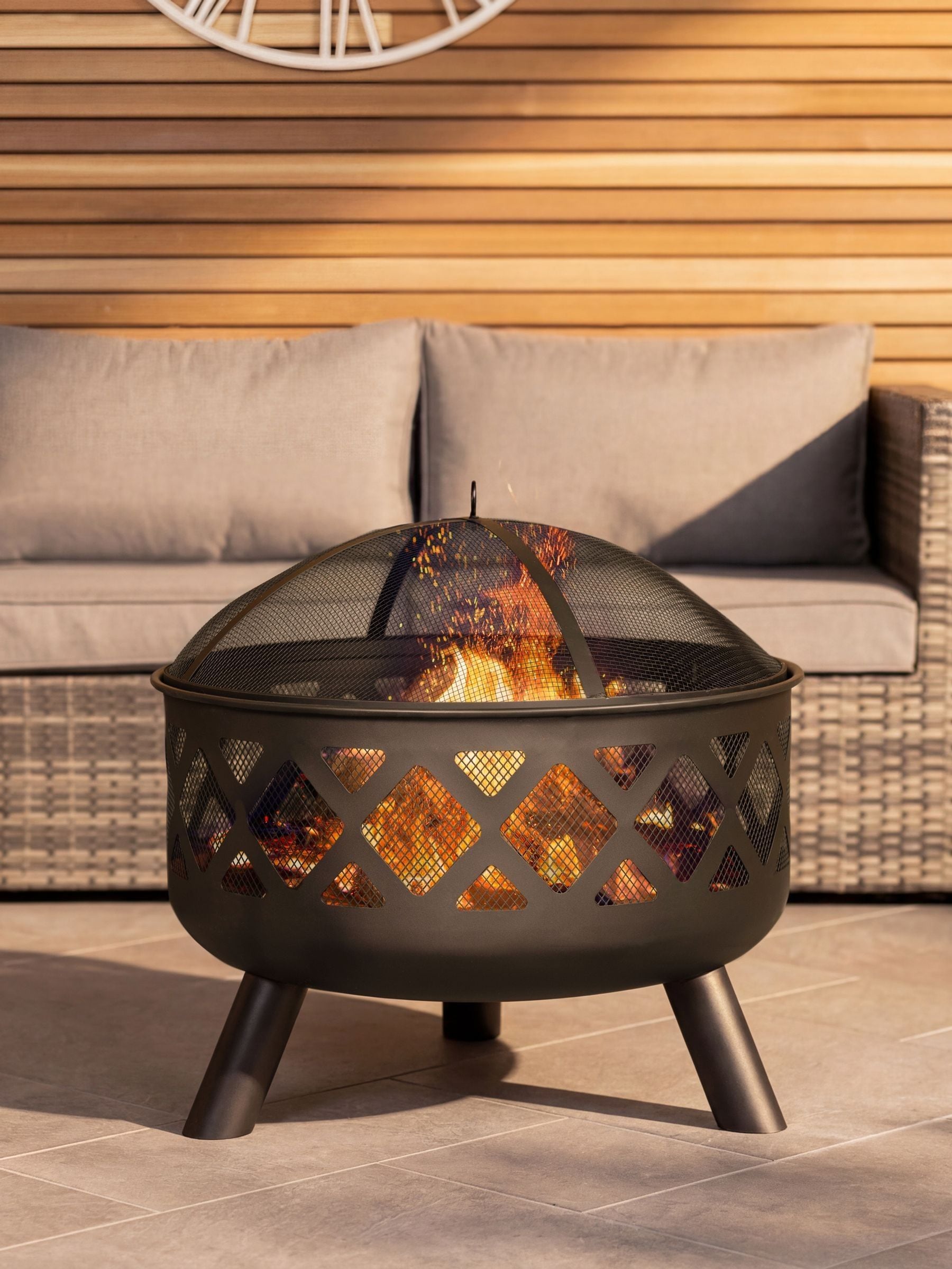 Charles Bentley black large round garden fire pit, UK version