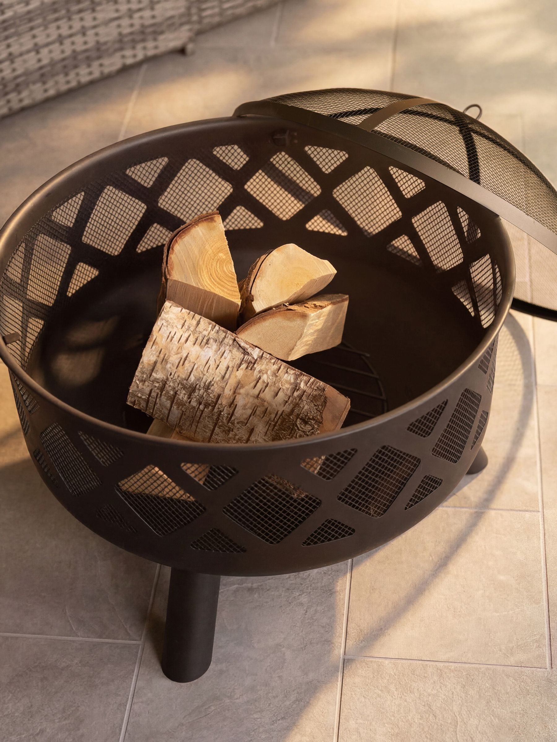Charles Bentley black large round garden fire pit, UK version