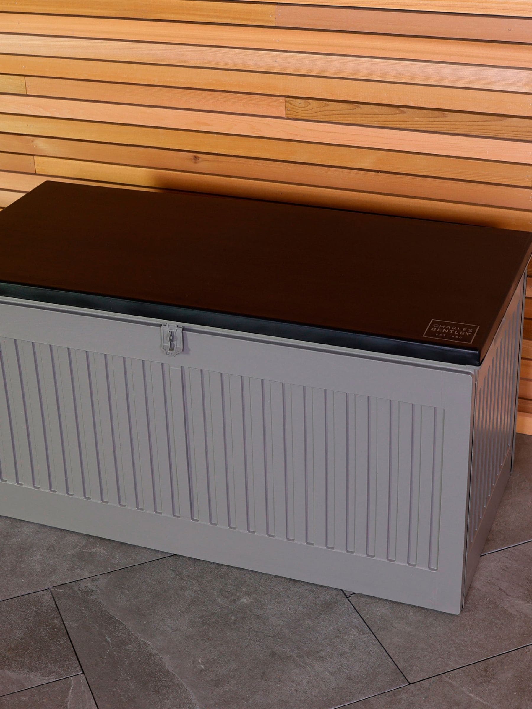 Boîte de rangement extérieure en plastique Charles Bentley Noir/Gris 270L, version Royaume-Uni
