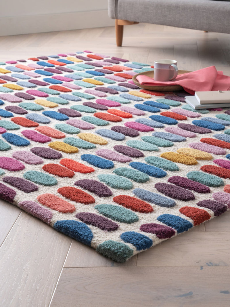 Wool rug Confetti Sketch design, imported from the UK