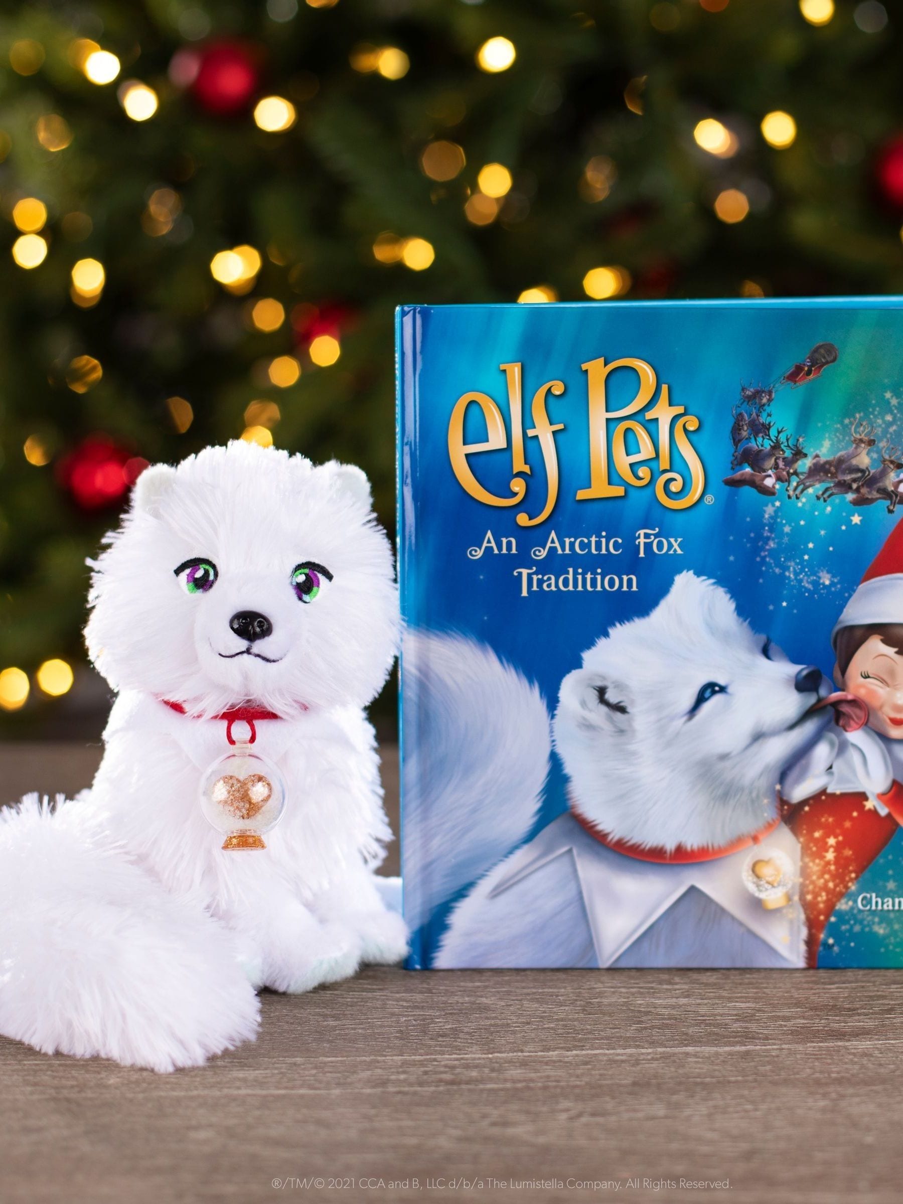 The Elf on the Shelf Elf Pets Arctic Fox set with storybook, UK version