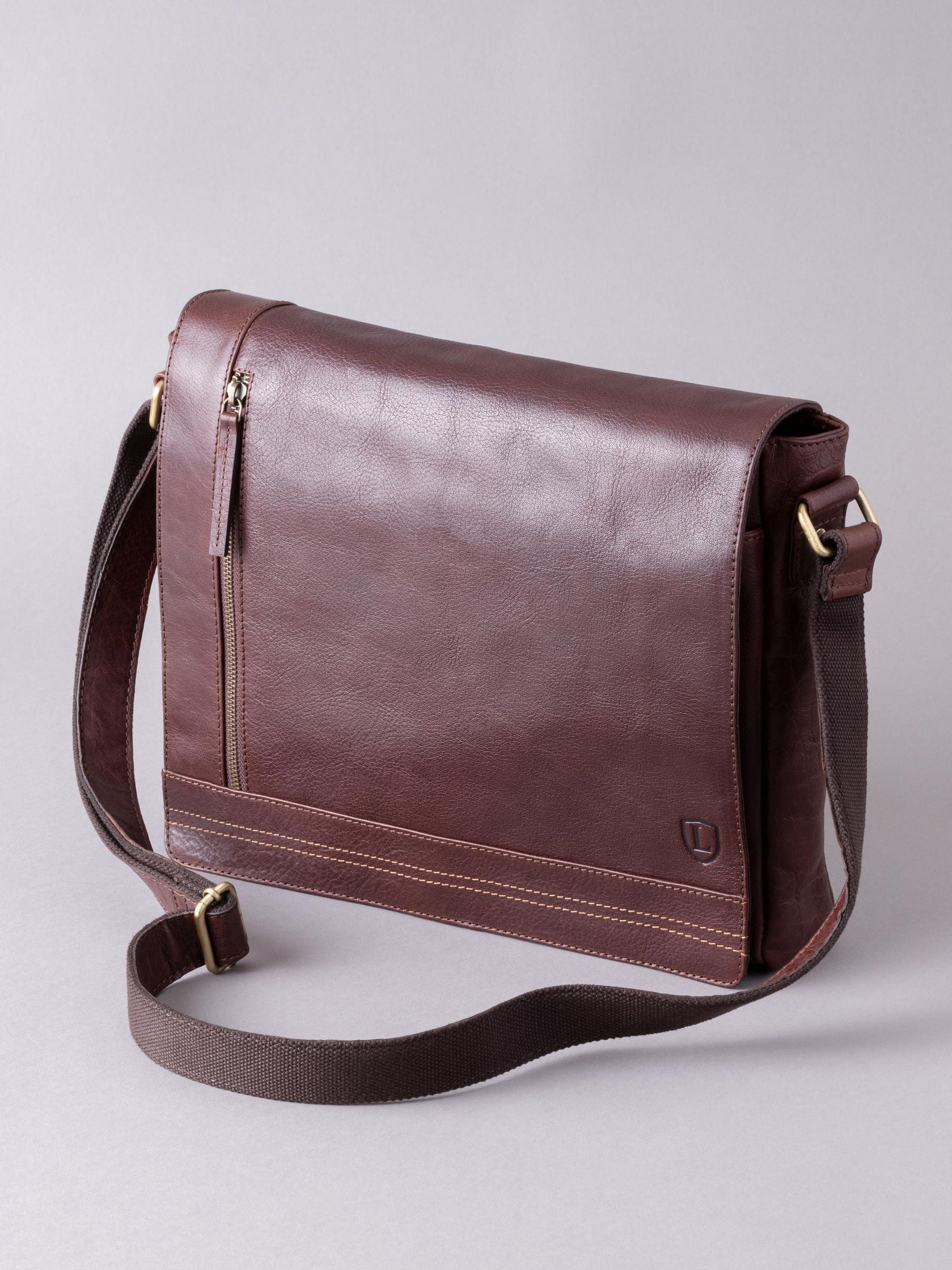 Lakeland Leather brown leather Keswick messenger bag, imported from the UK
