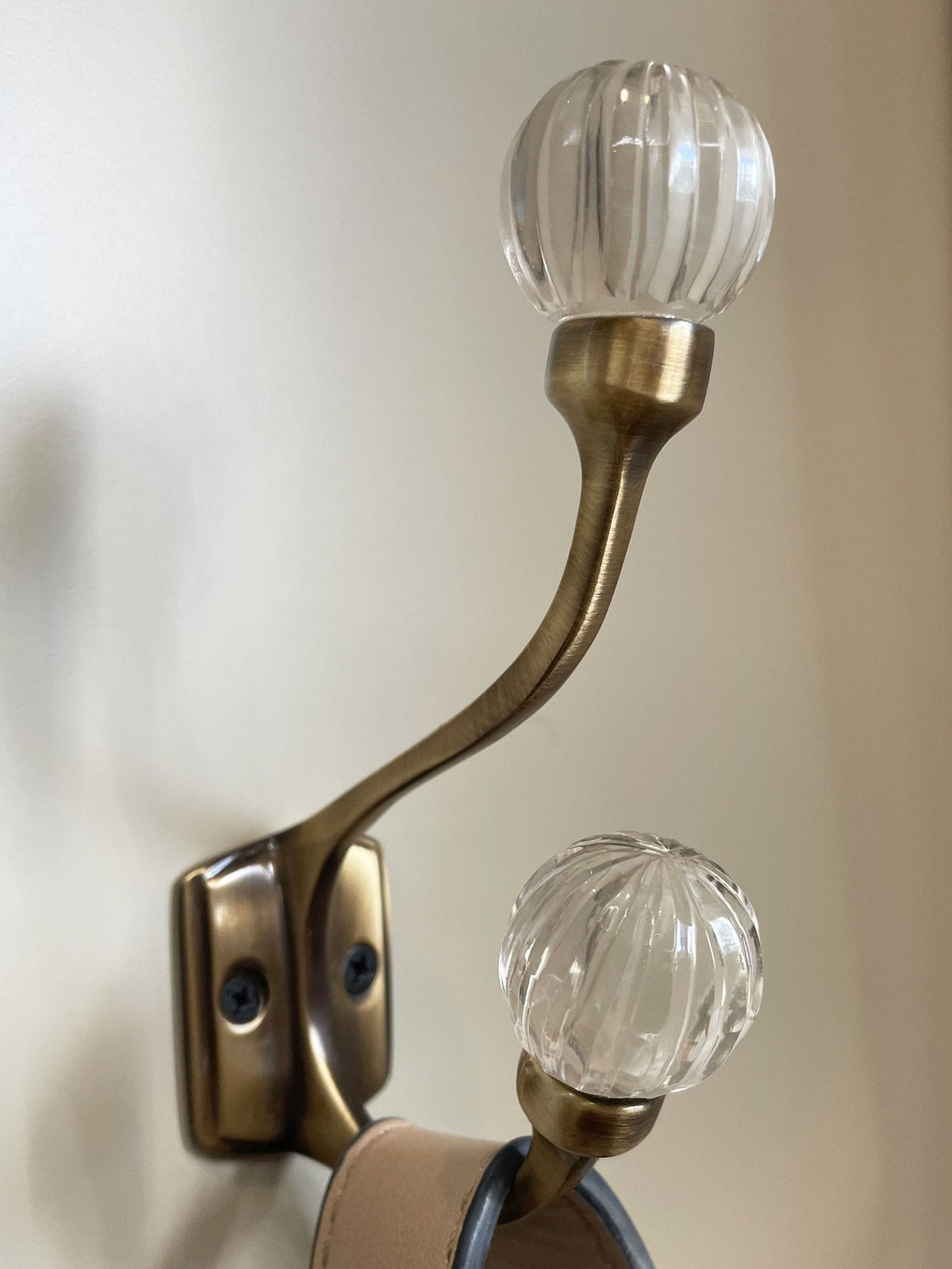 Laura Ashley Vivien glass double hook antique brass - British product