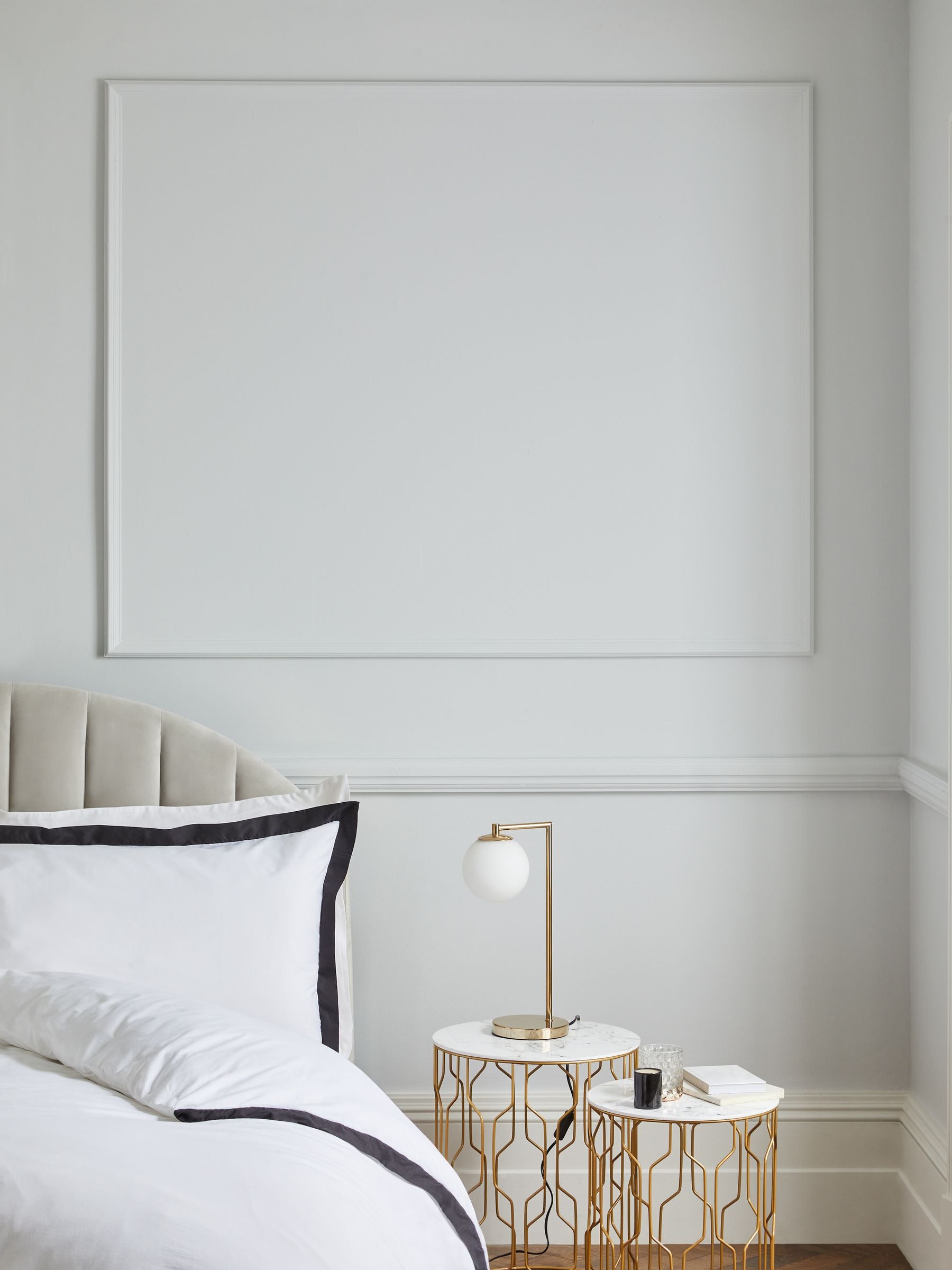 White and black cotton-rich duvet cover and pillowcase set (British brand)