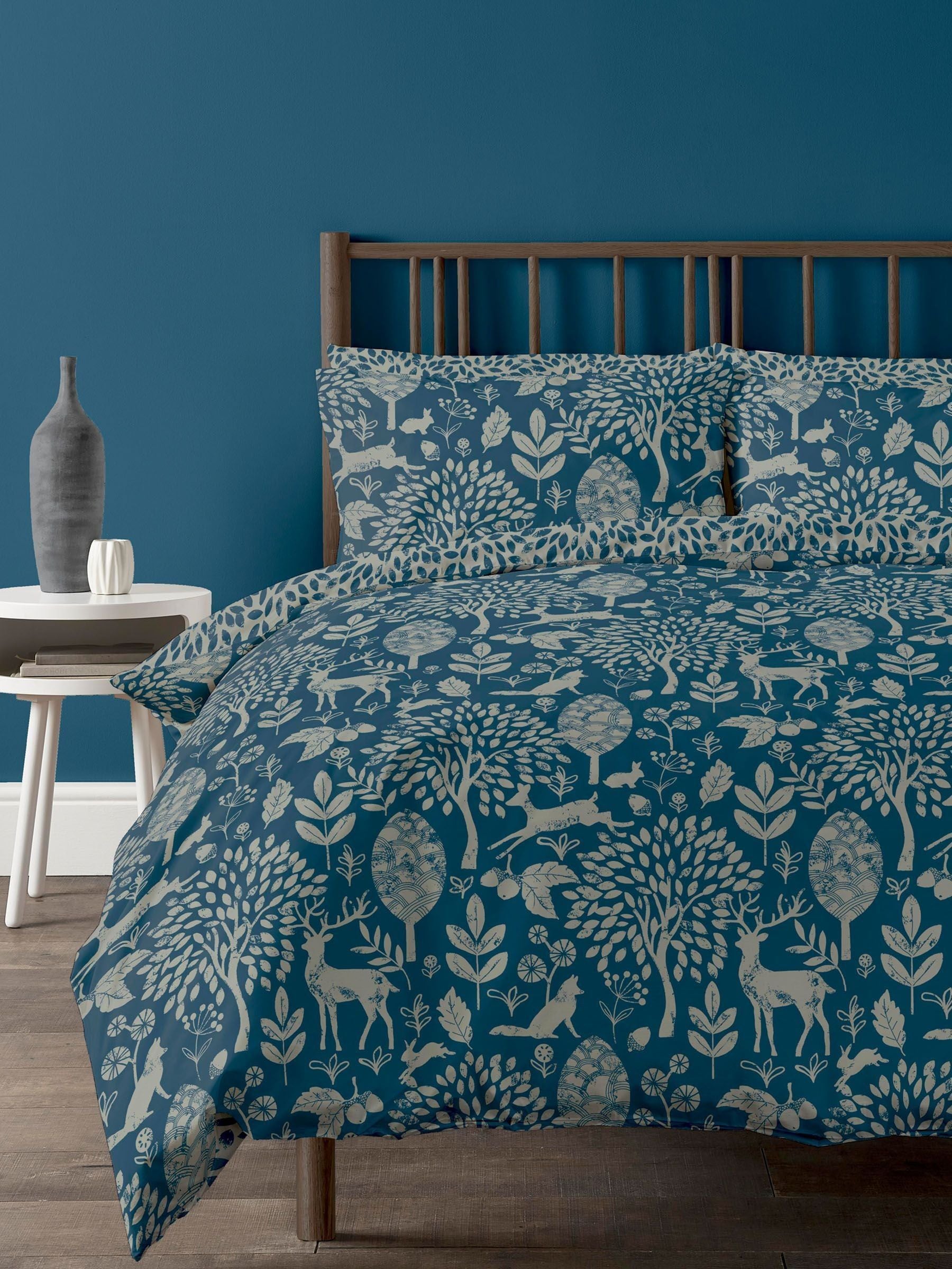 Copenhagen Home Blue Fable Christmas duvet cover and pillowcase set - British product