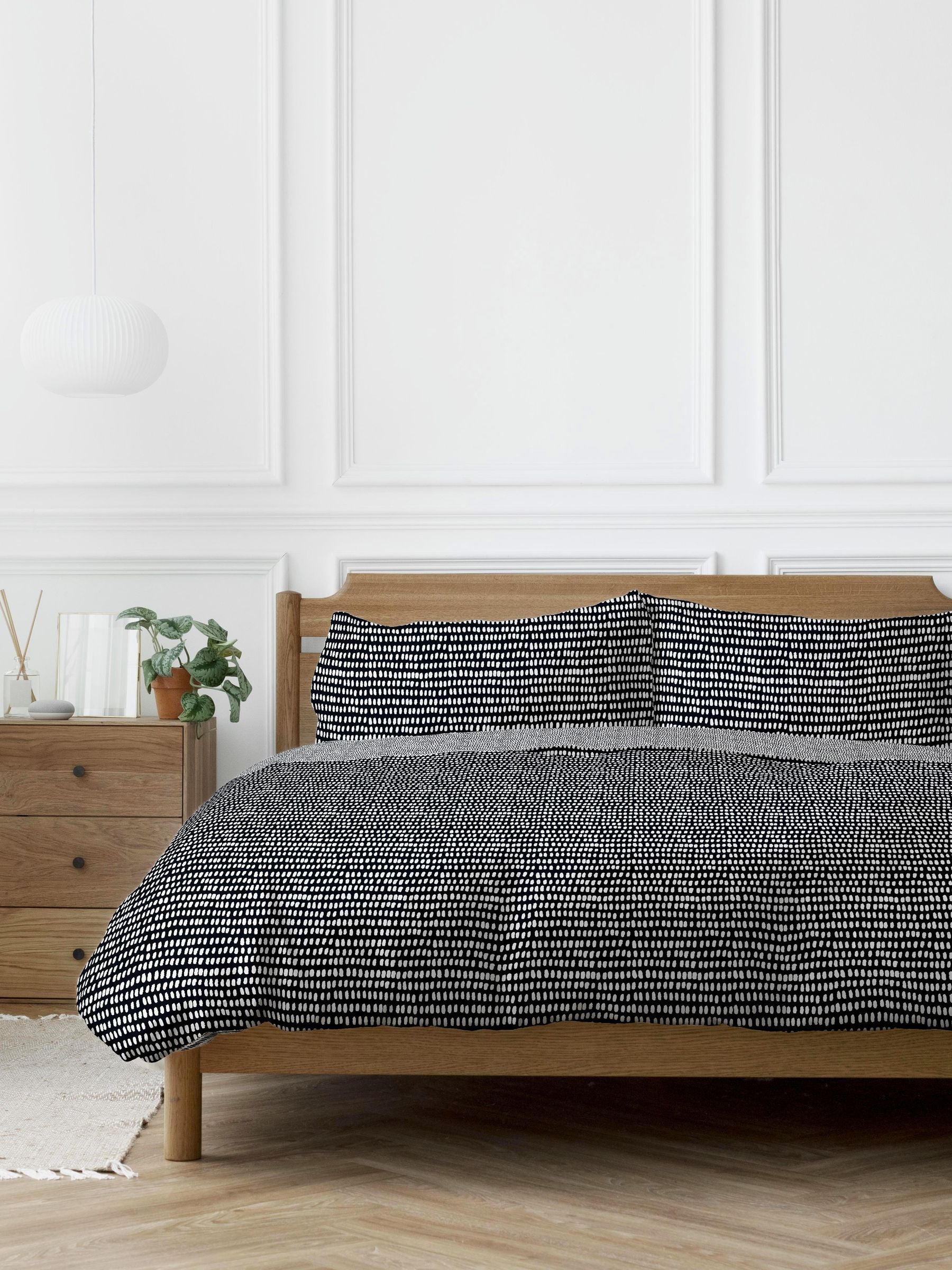 Copenhagen Home Black Arri Duvet Cover and Pillowcase Set