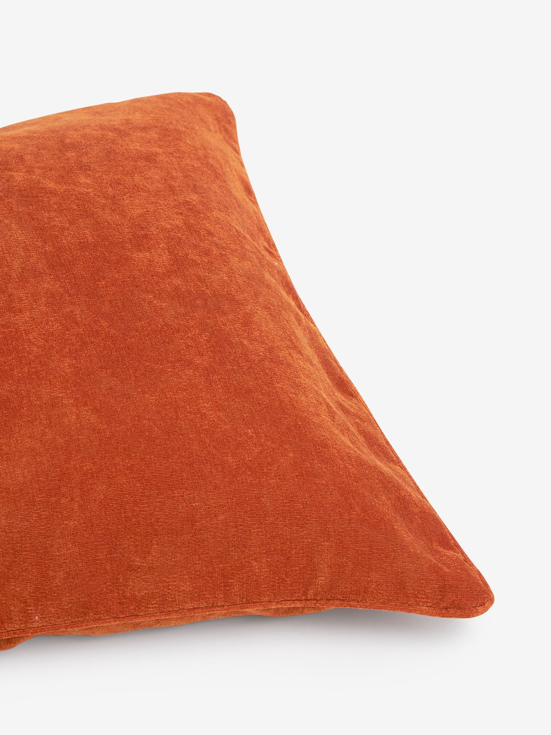 Kissen aus gebranntem Orangeton-Velours 59 x 59 cm - Britisches Produkt
