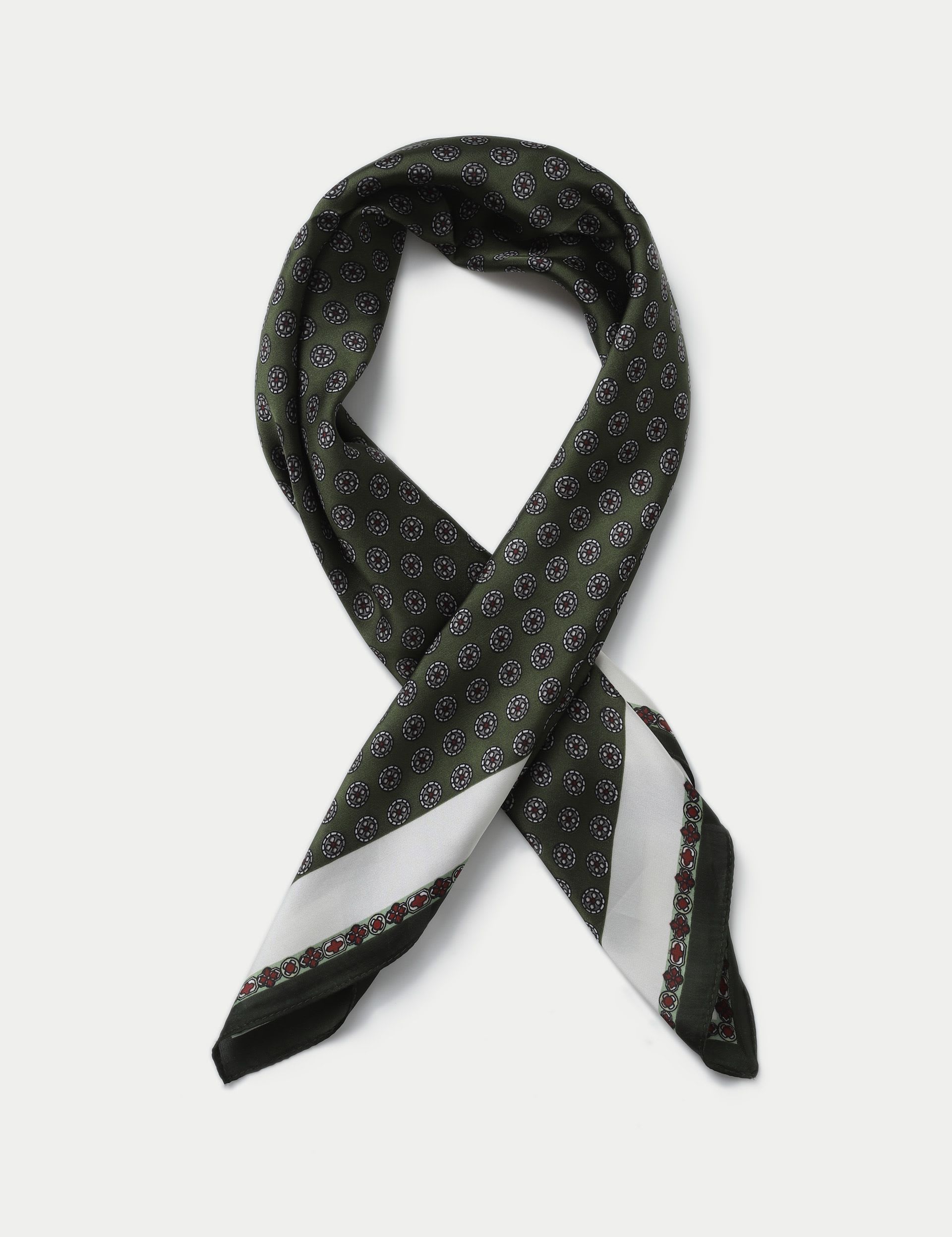 Green circle print scarf in polyester, UK version