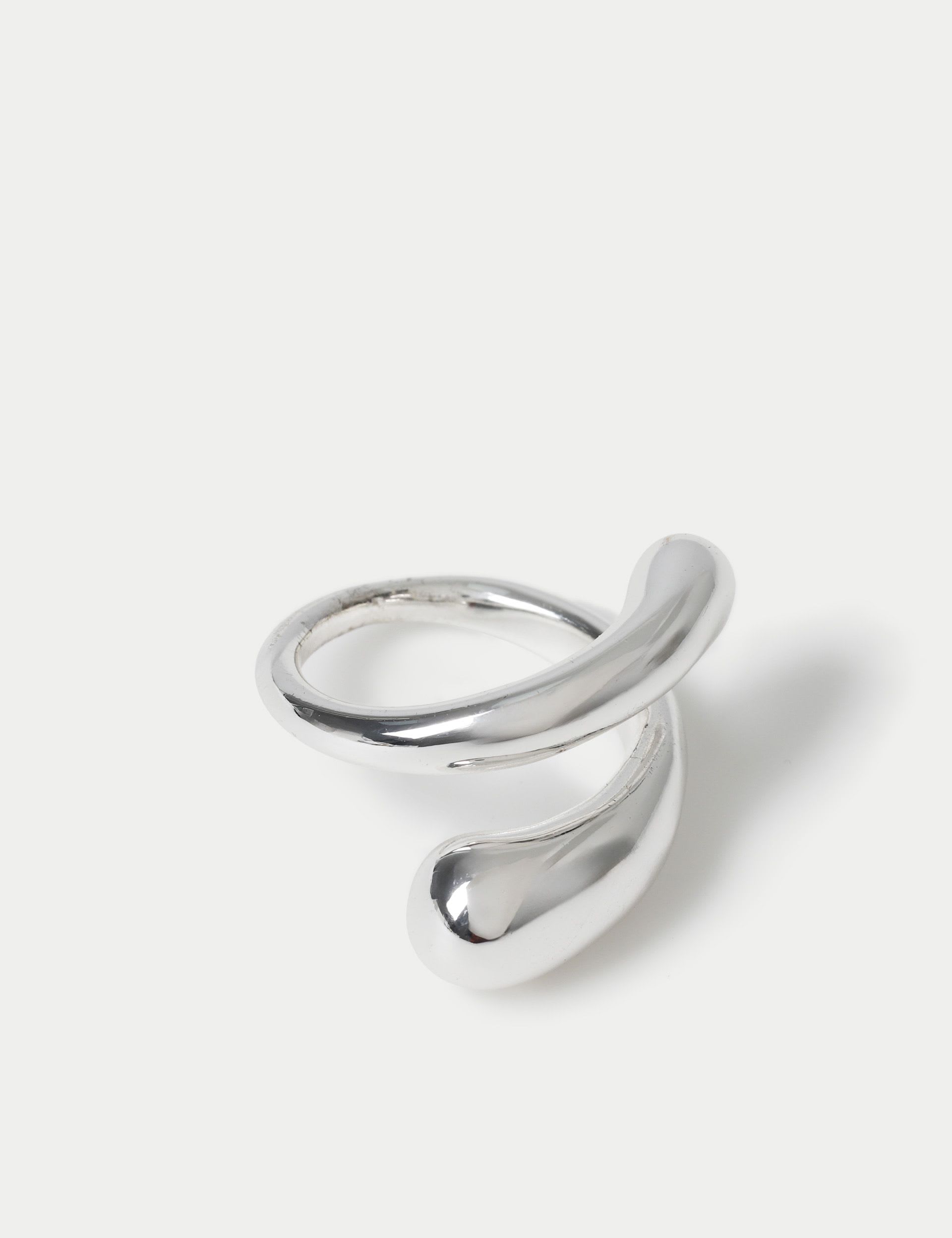 Skinny Twist Ring metal ring (British brand)