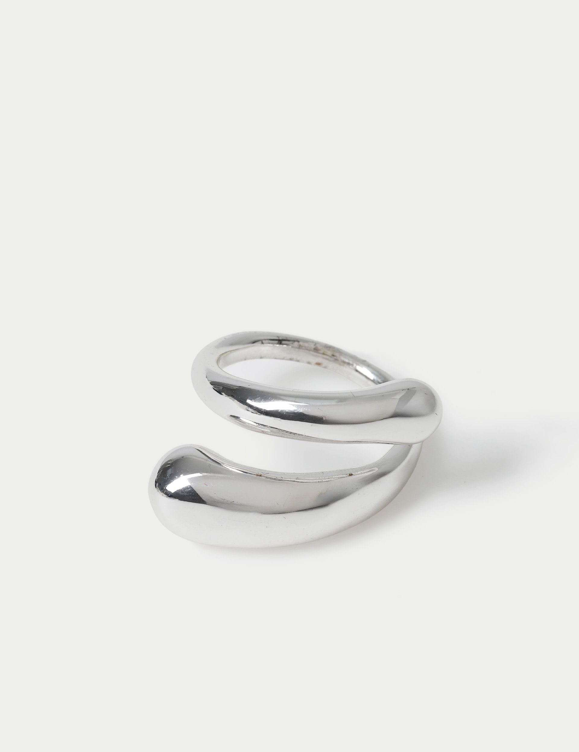 Skinny Twist Ring metal ring (British brand)