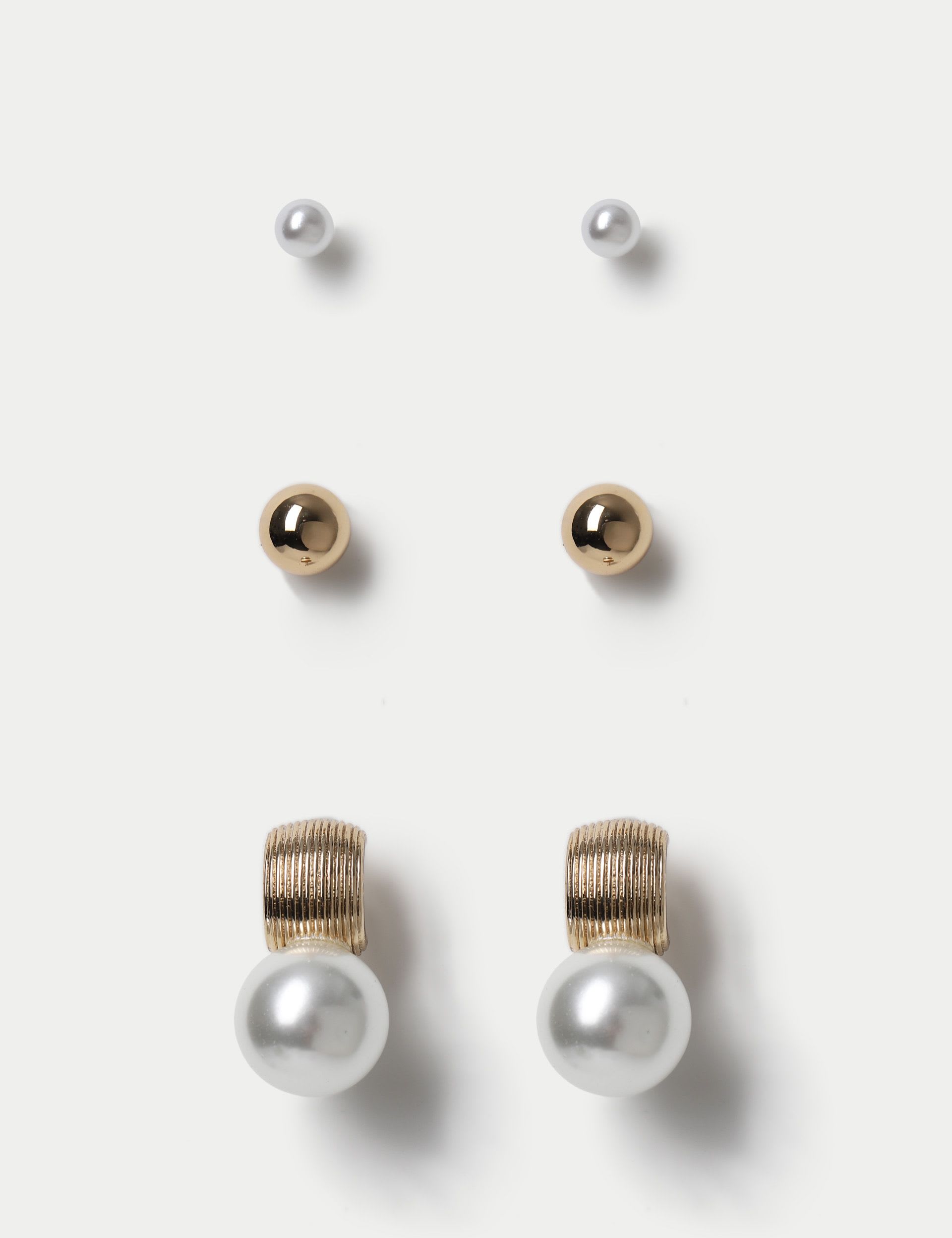 Pearl effect stud earrings 3 pack set (British brand)