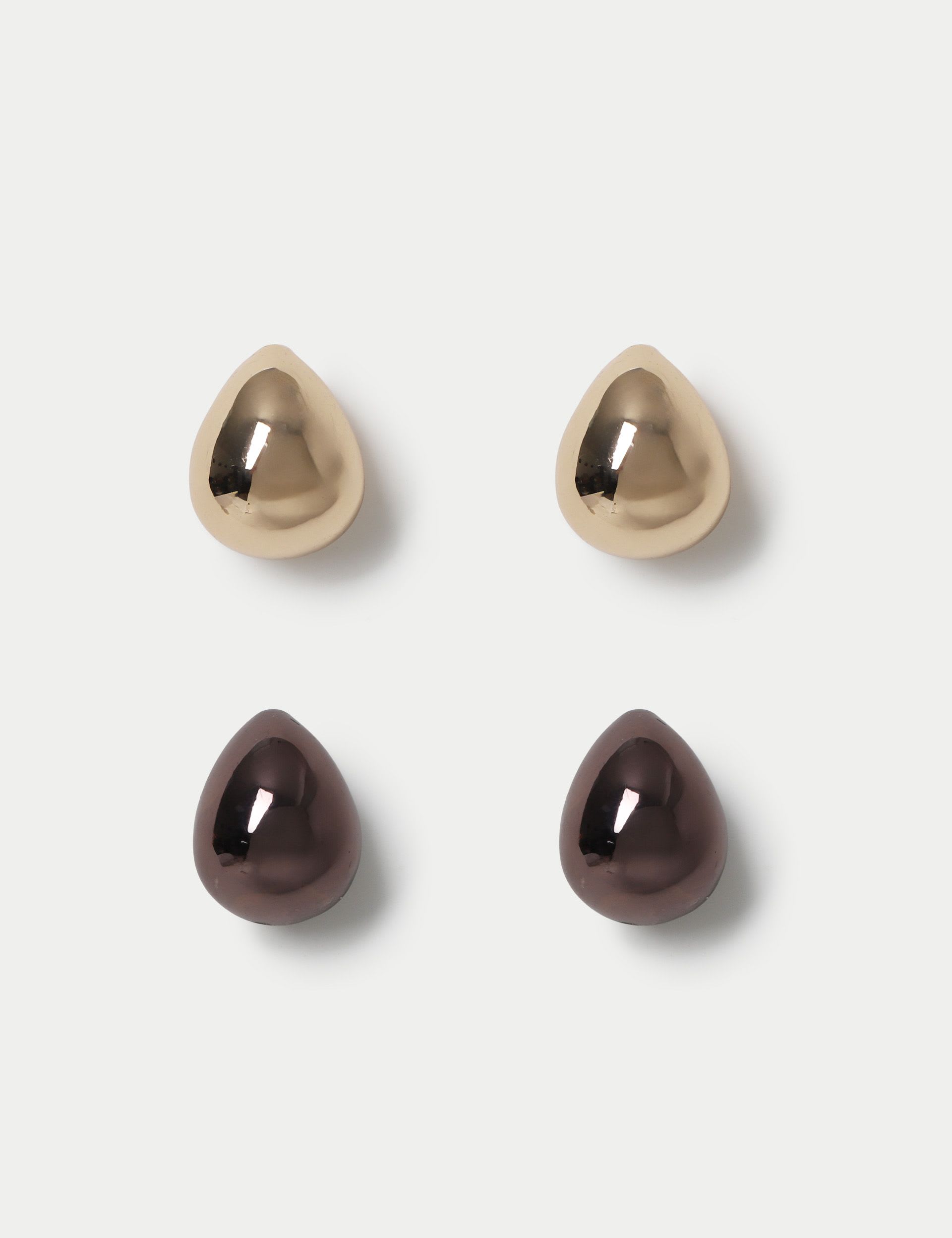 M&S stud earrings chocolate plate 2 pack, imported from the UK