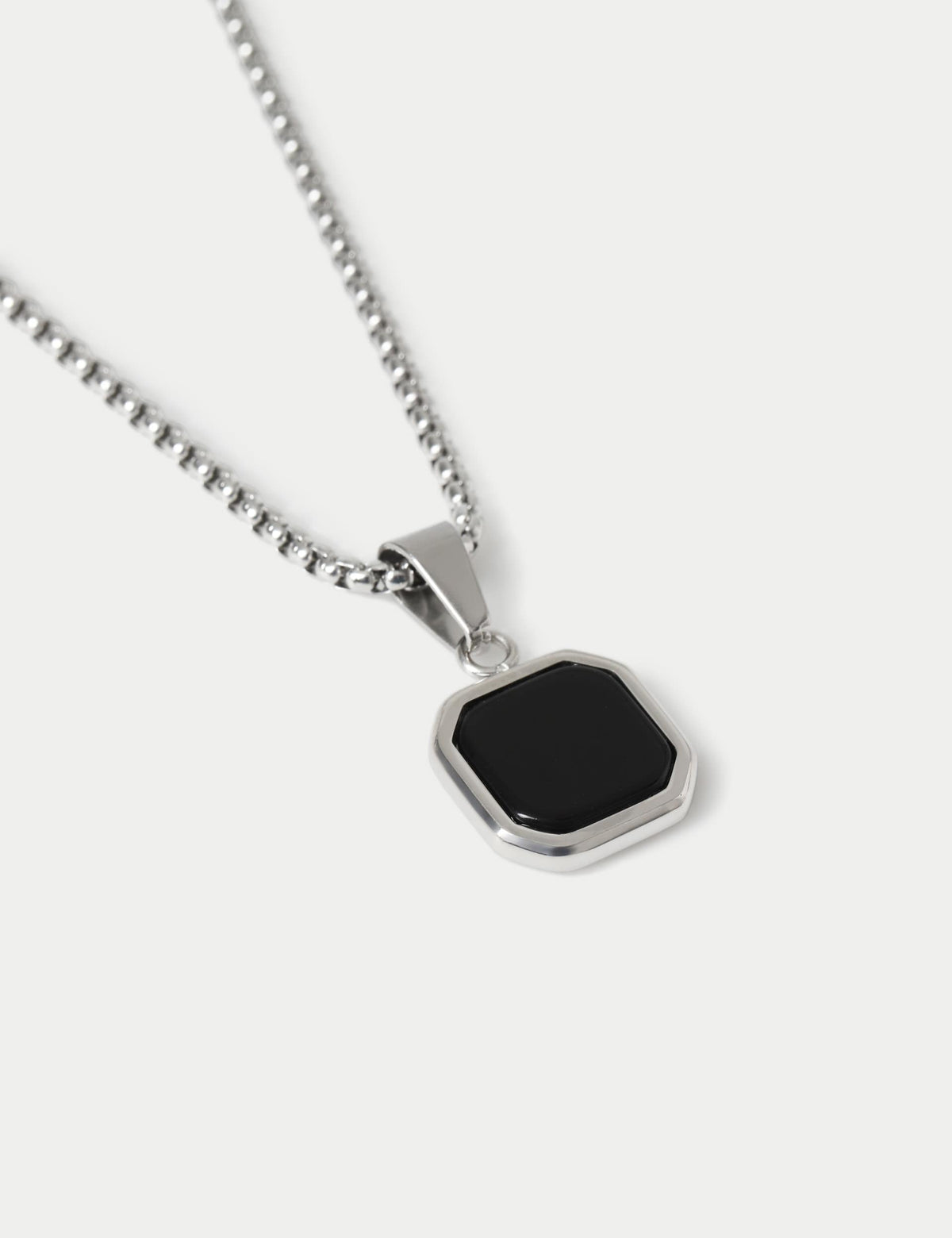 Stainless and onyx necklace, UK version