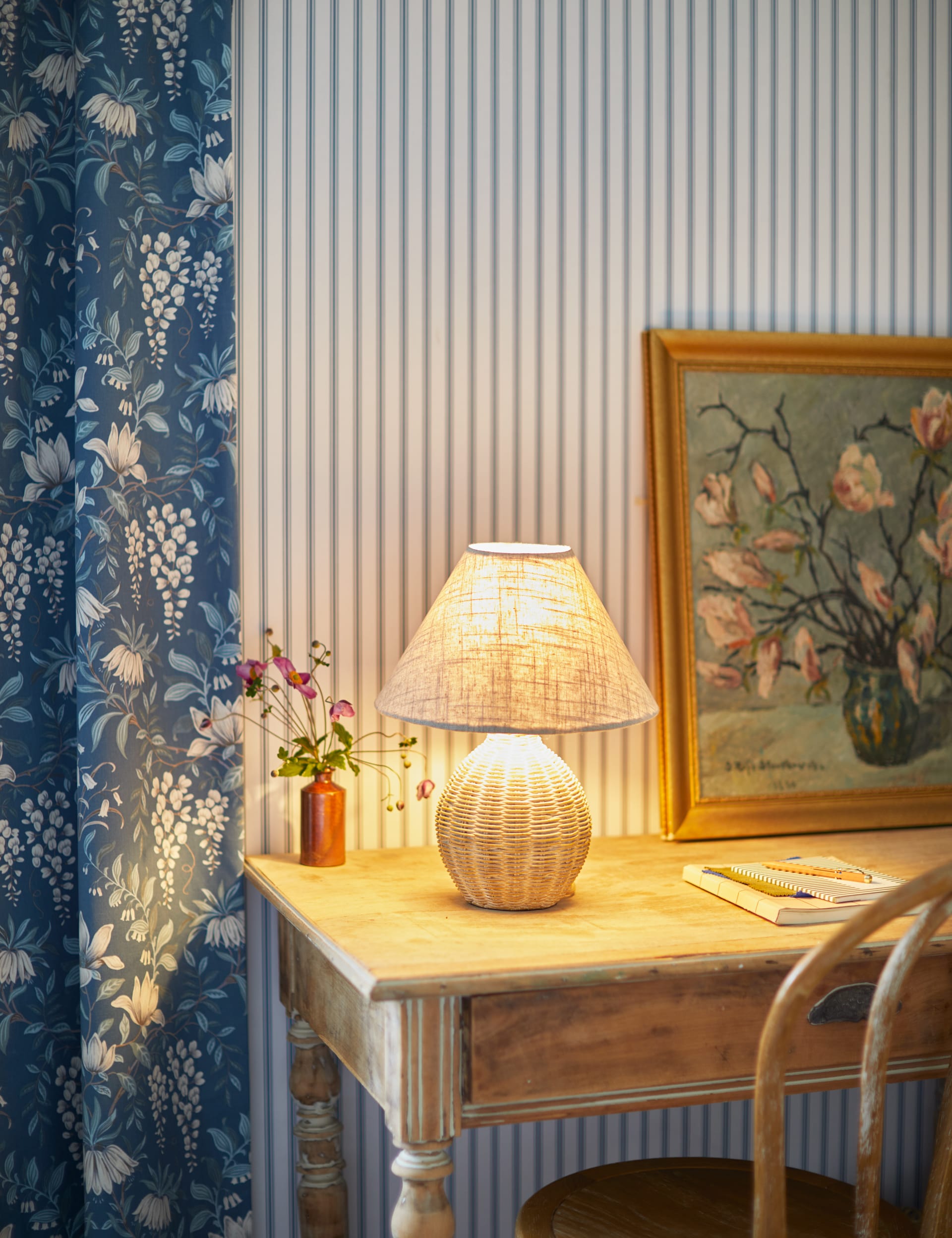 Laura Ashley Fernhill woven wicker table lamp, UK version