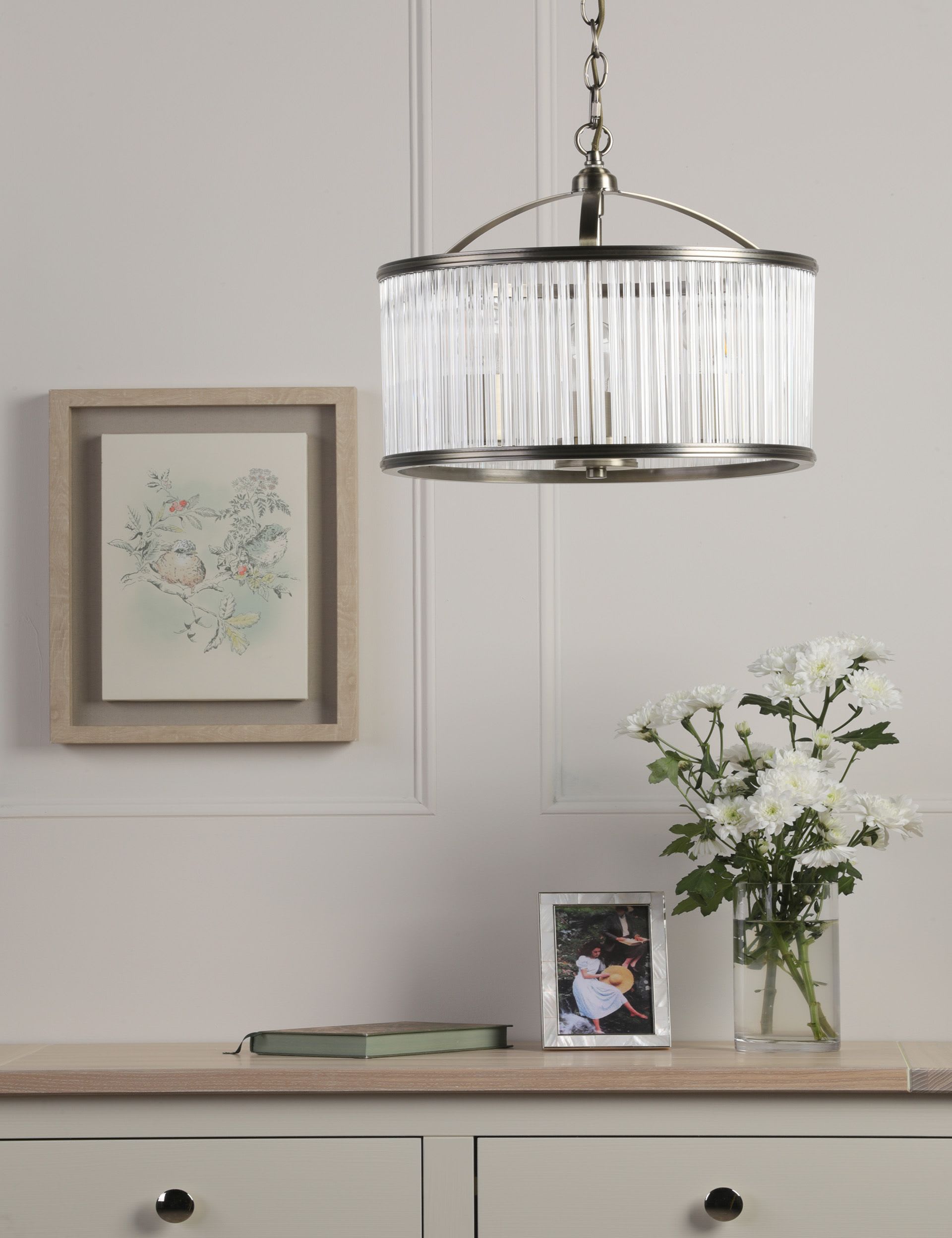 Laura Ashley Sutton 3-light pendant light 38cm (British brand)