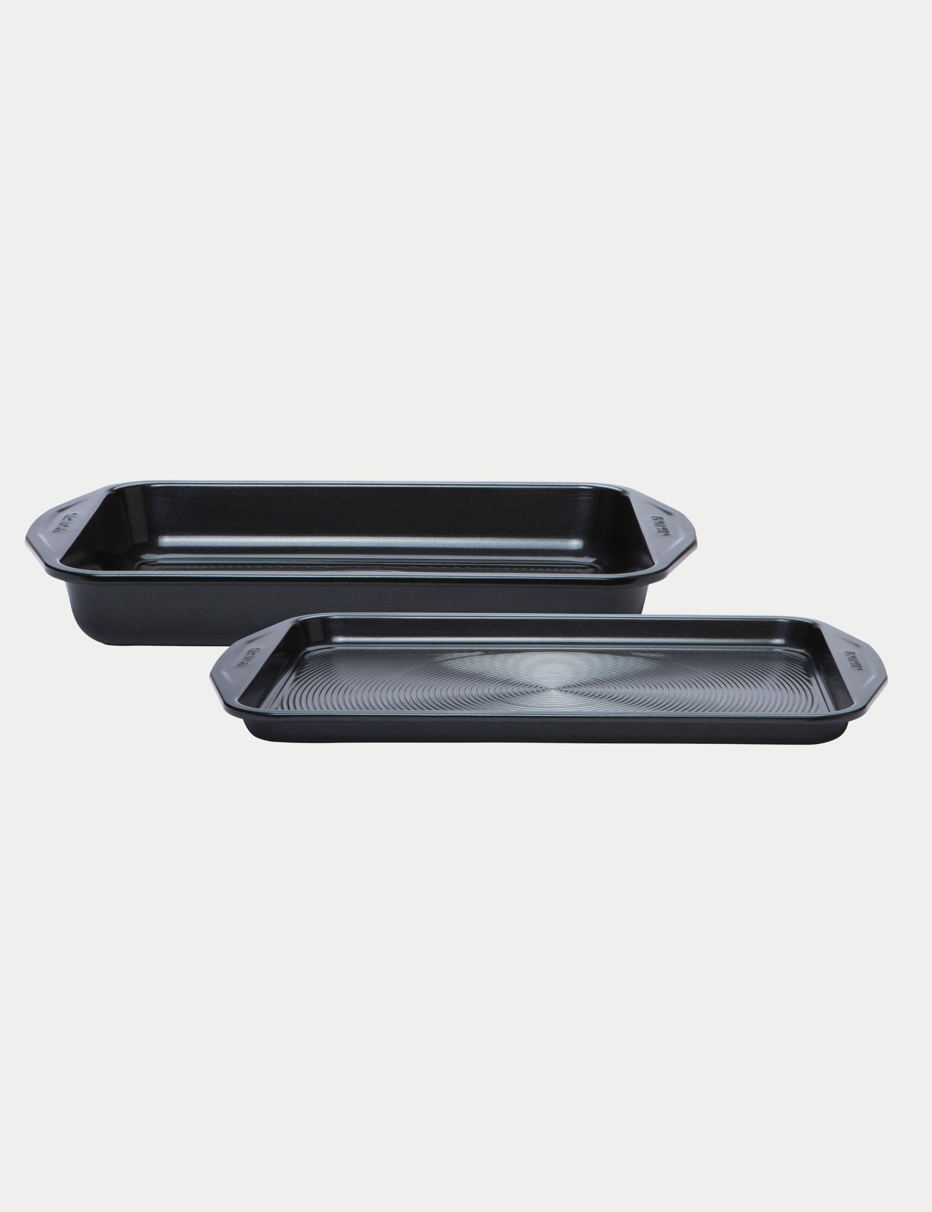 Circulon 2-piece carbon steel bakeware set - British product