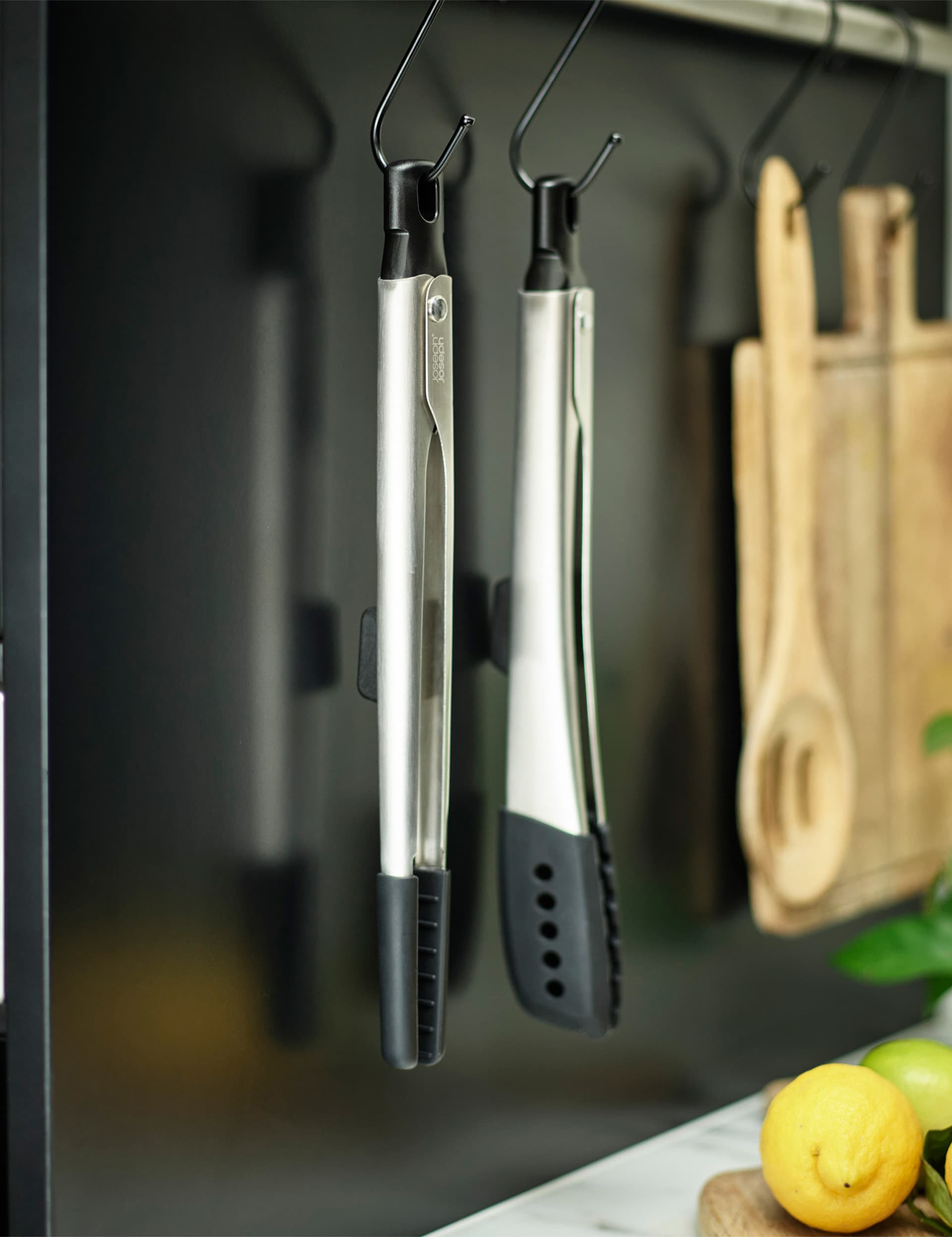 Joseph Joseph Elevate Fusion silicone tongs set of 2 - British product