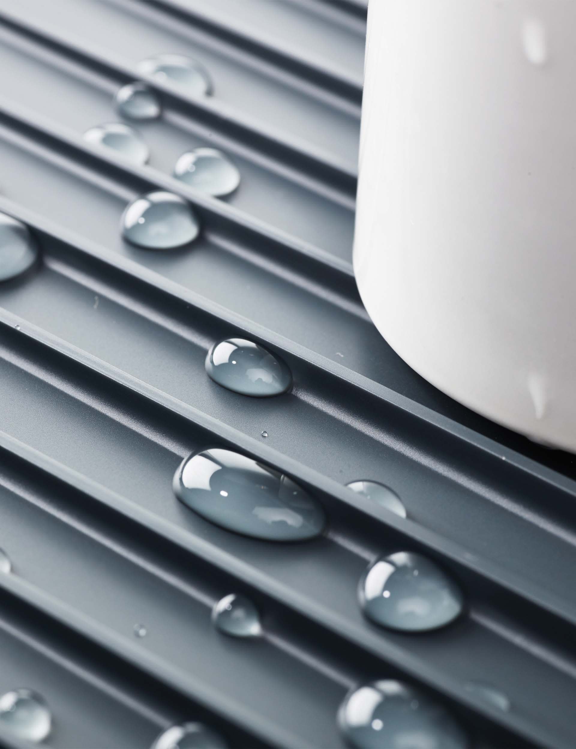 Joseph Joseph Y-Rack Dishdrainer (British brand)
