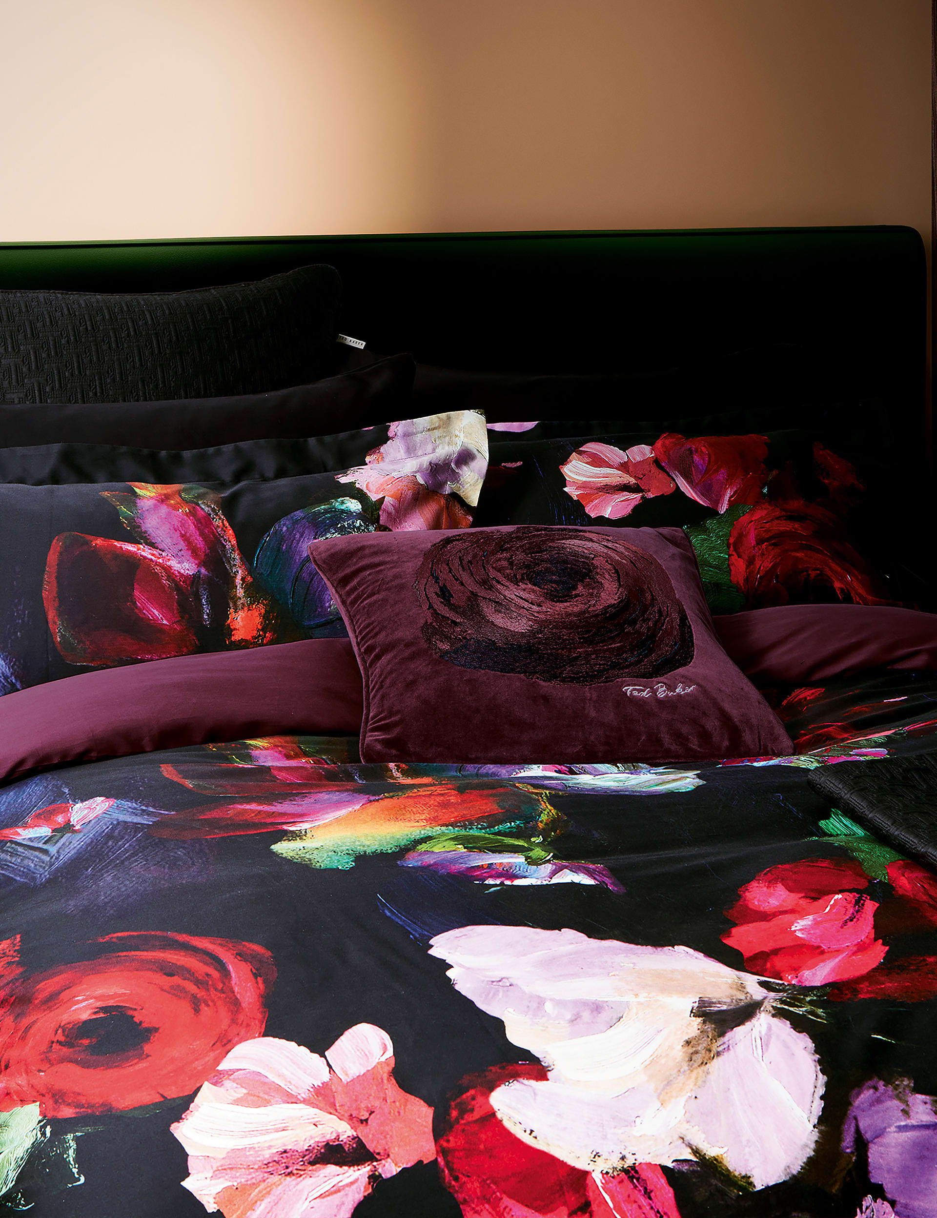 Pure Cotton Expressionist Floral Bedding Set
