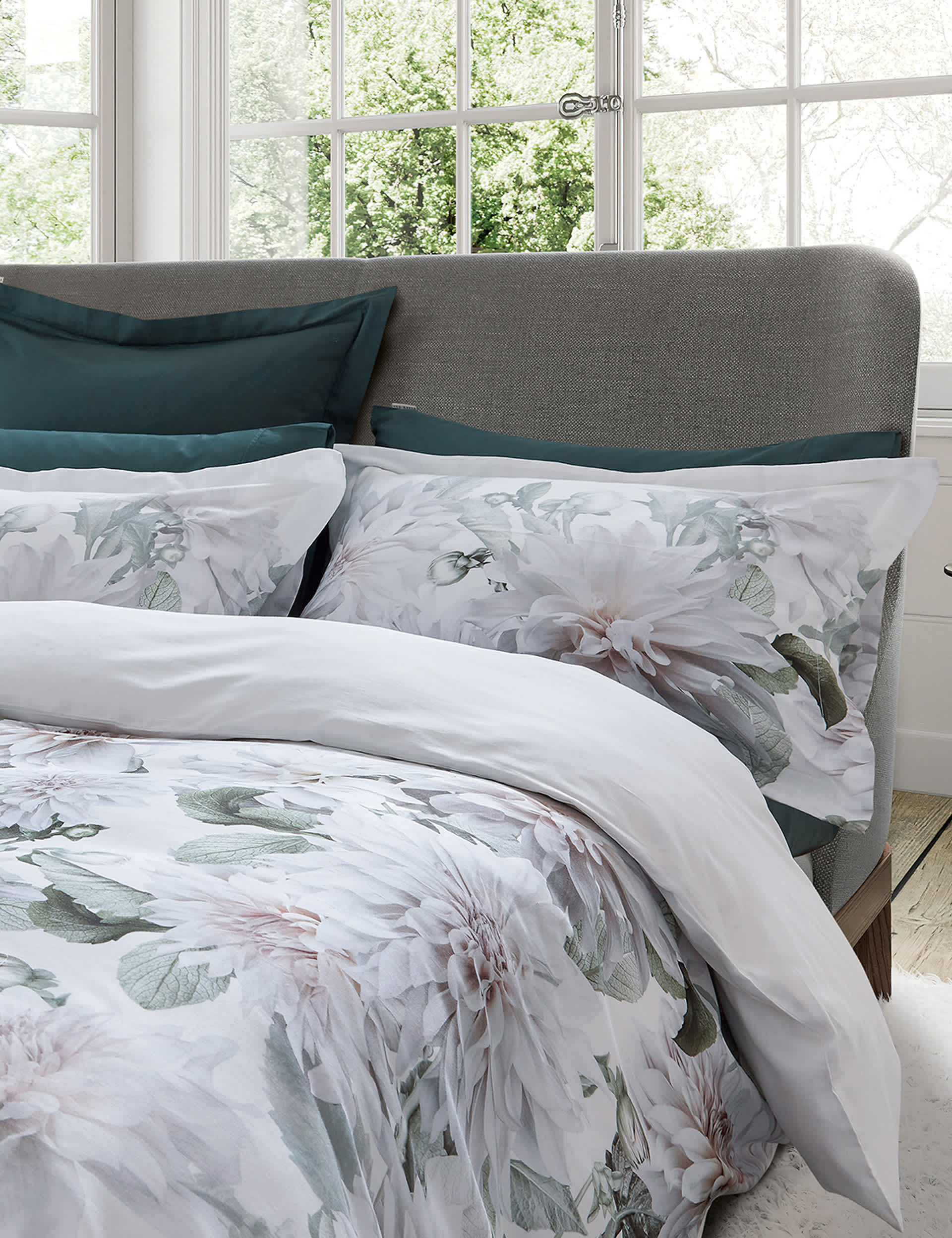 Pure Cotton Clove Floral Bedding Set