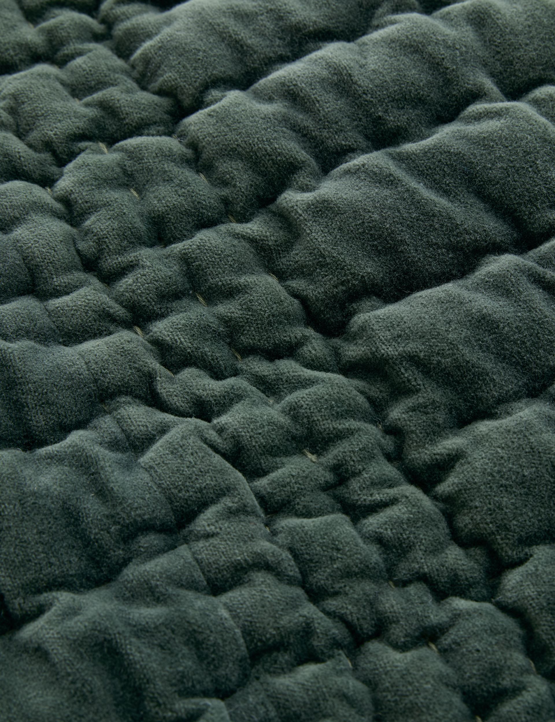 Laura Ashley velvet scalloped bedspread 180x235cm (British brand)