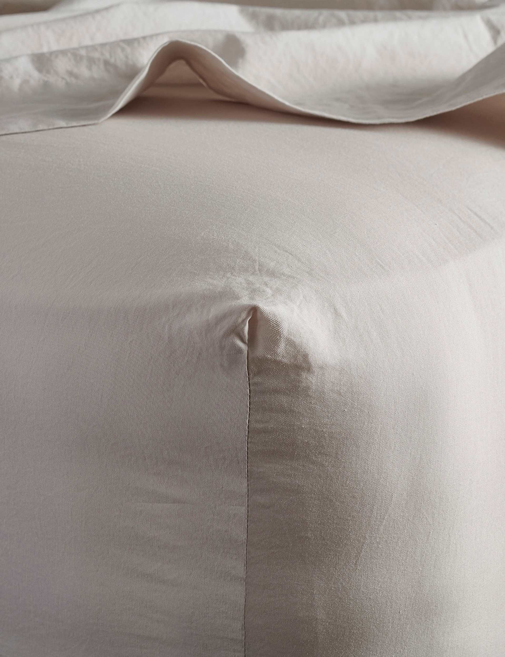 Bedfolk Pure Cotton 300 Thread Count Washed Deep Fitted Sheet