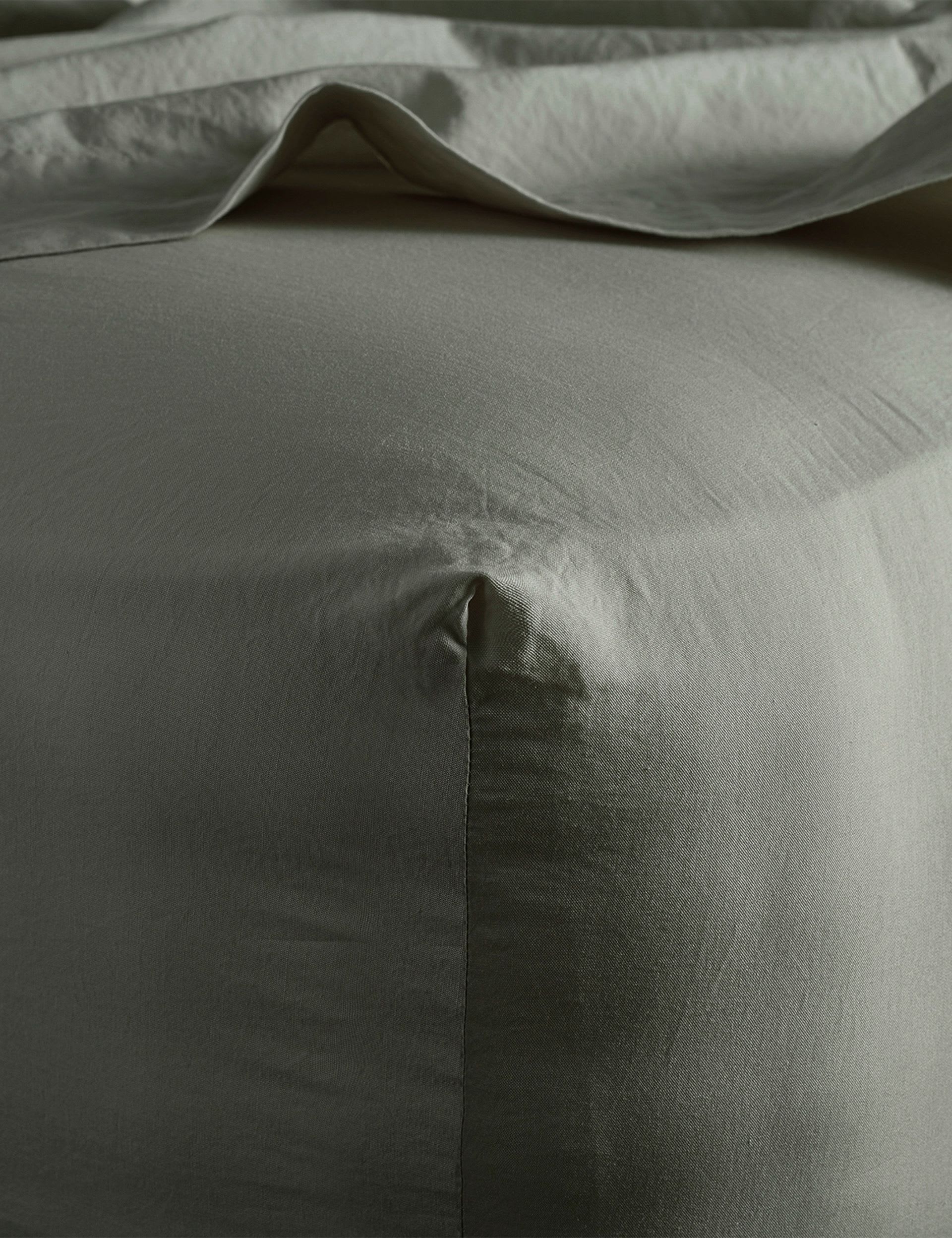 Bedfolk Pure Cotton Relaxed Fitted Sheet