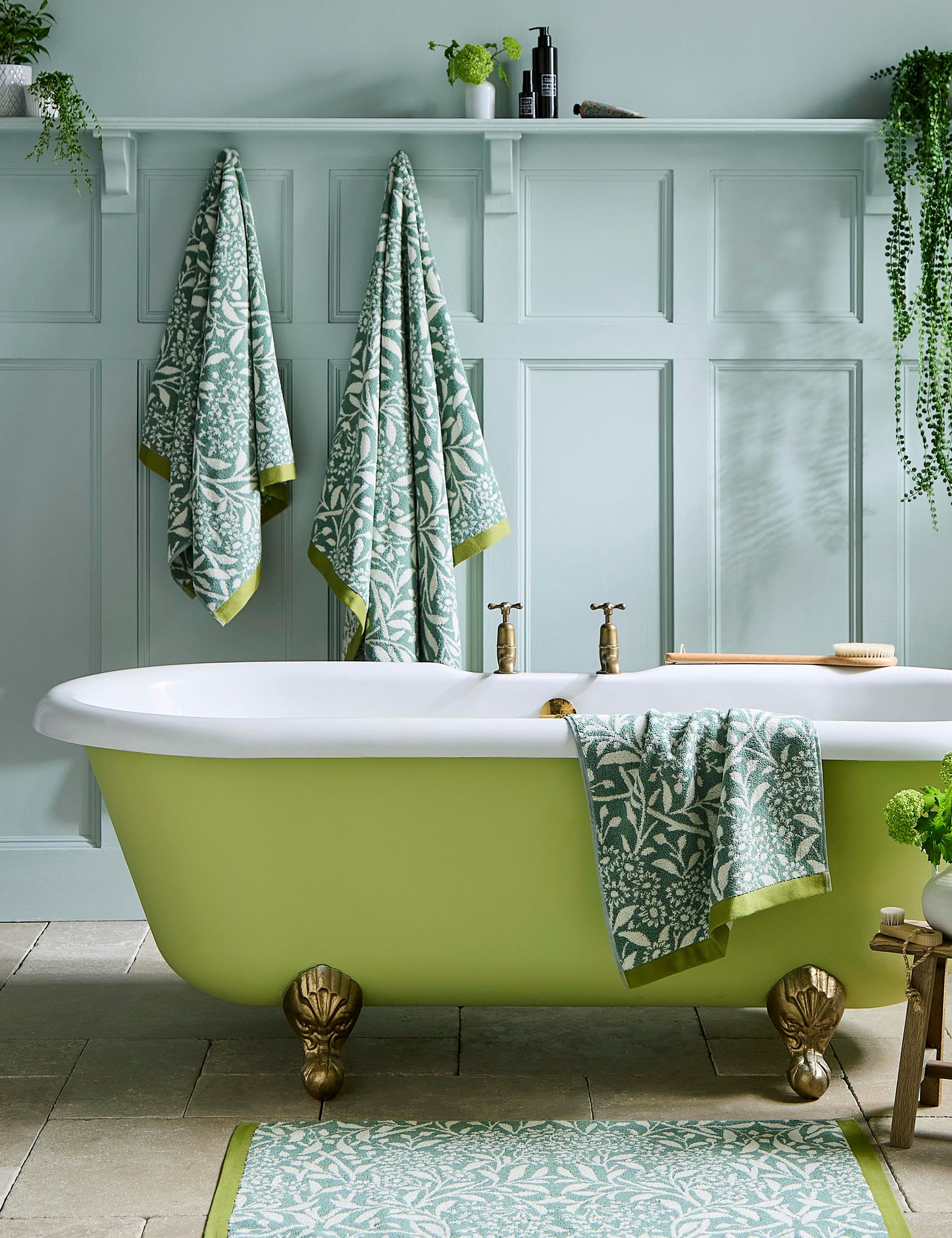 William Morris Michaelmas Daisy pure cotton towel, imported from the UK
