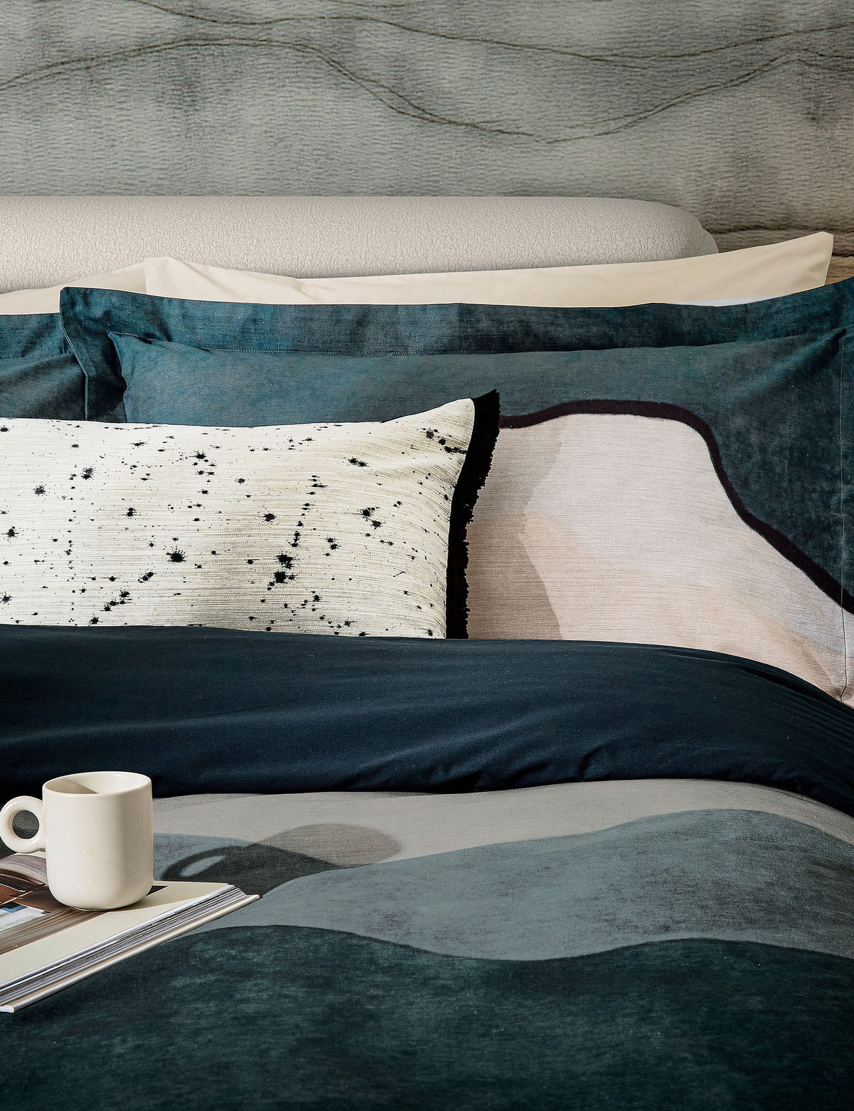 Harlequin Moho cushion 40x60cm, imported from the UK