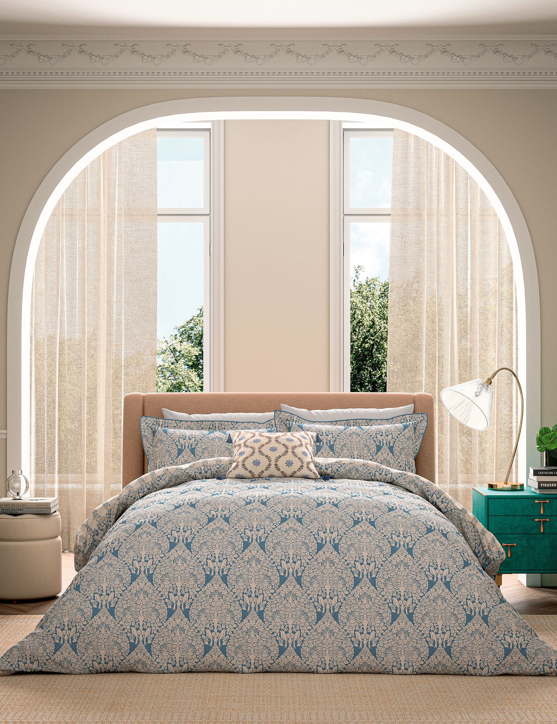 V&A Lerena bedding set with floral design - British product