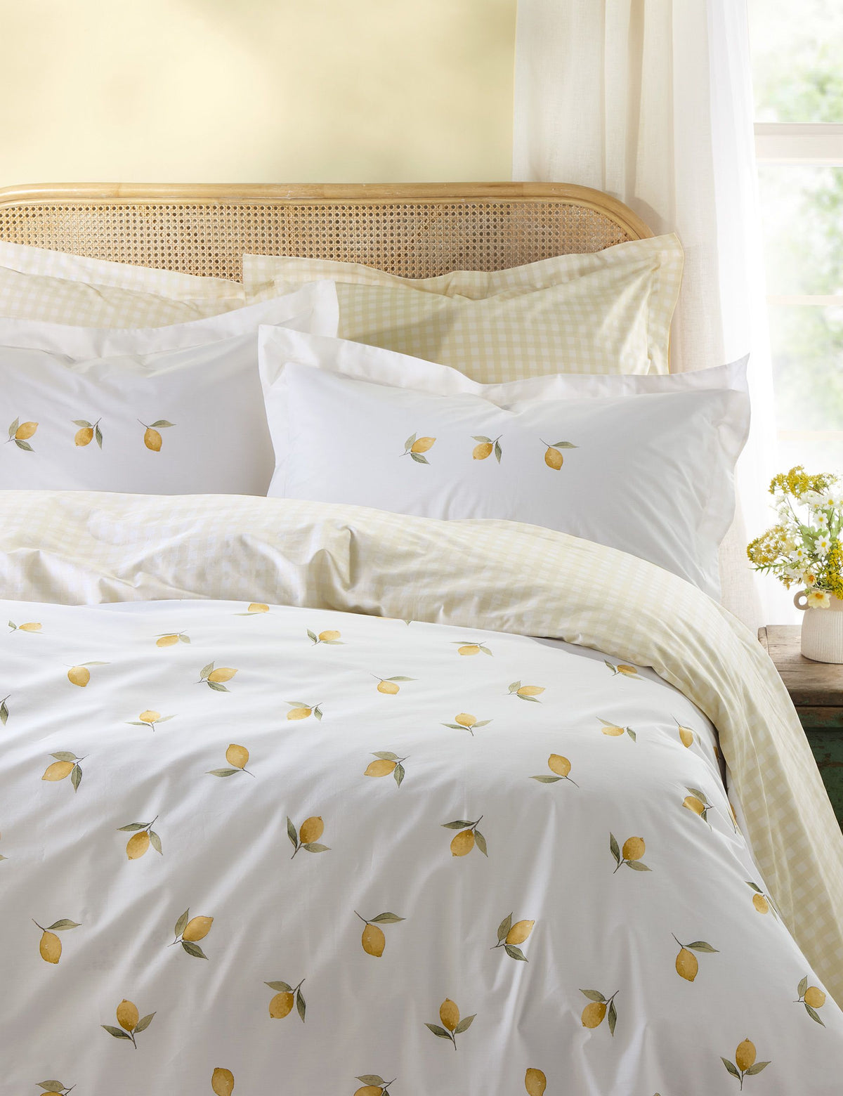 Sophie Allport lemons bedding set, UK version