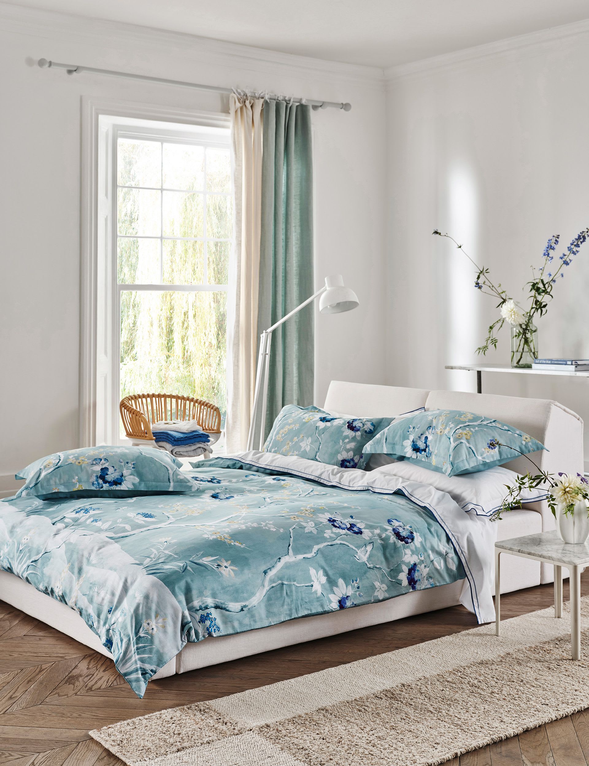 Designers Guild Manohari floral bedding set - British product