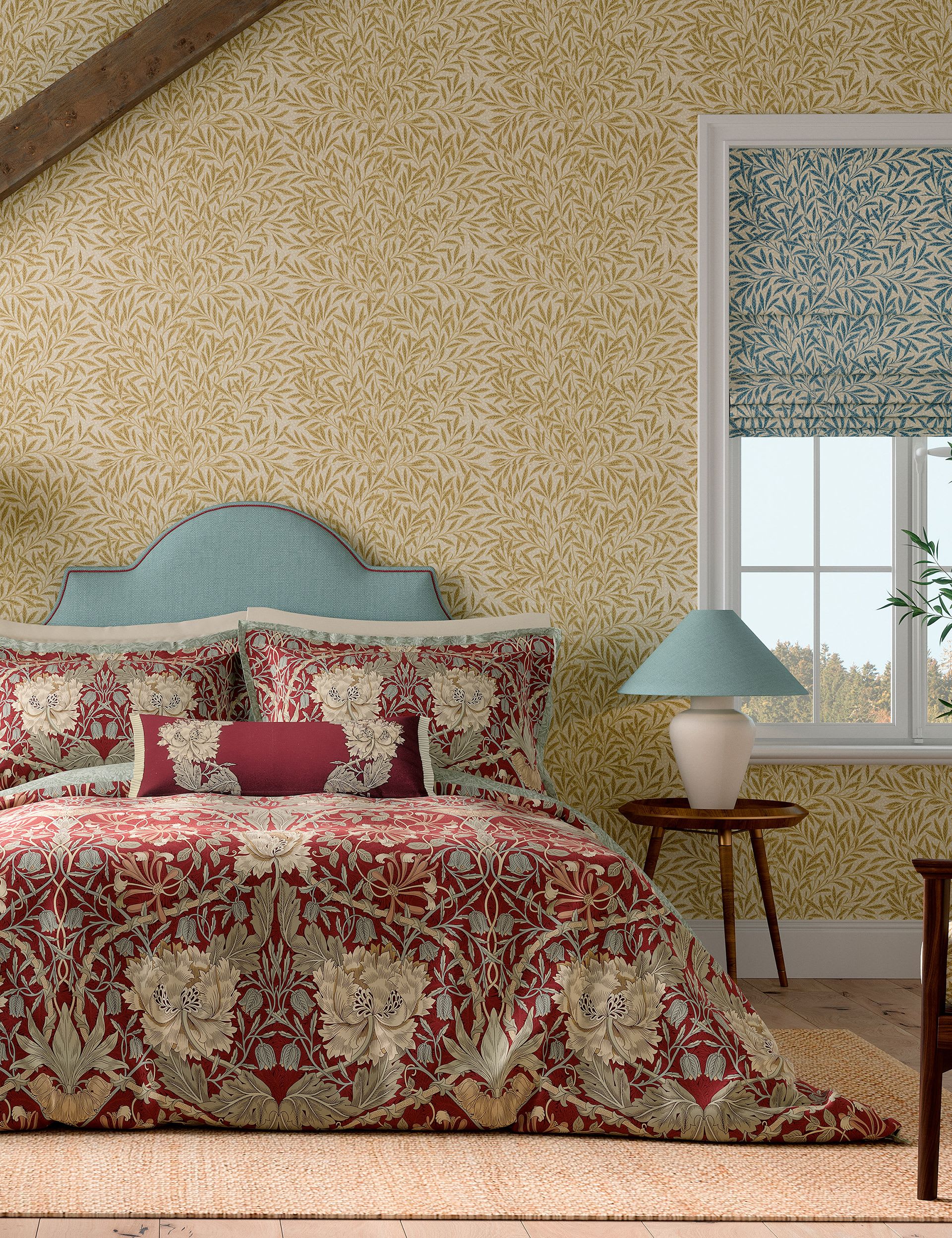 Morris & Co Honeysuckle & Tulip bedding set (British brand)
