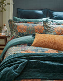 Morris & Co Honeysuckle & Tulip duvet cover, UK version