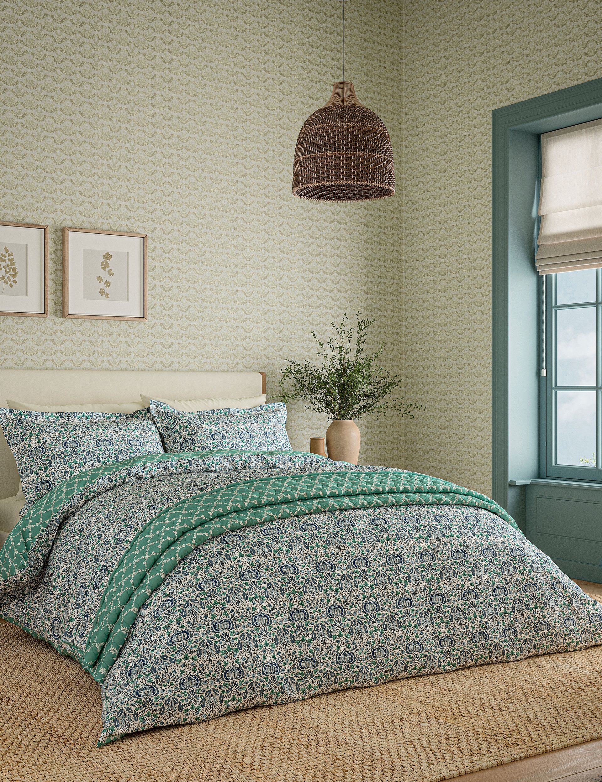 Morris & Co Little Chintz bedding set, imported from the UK