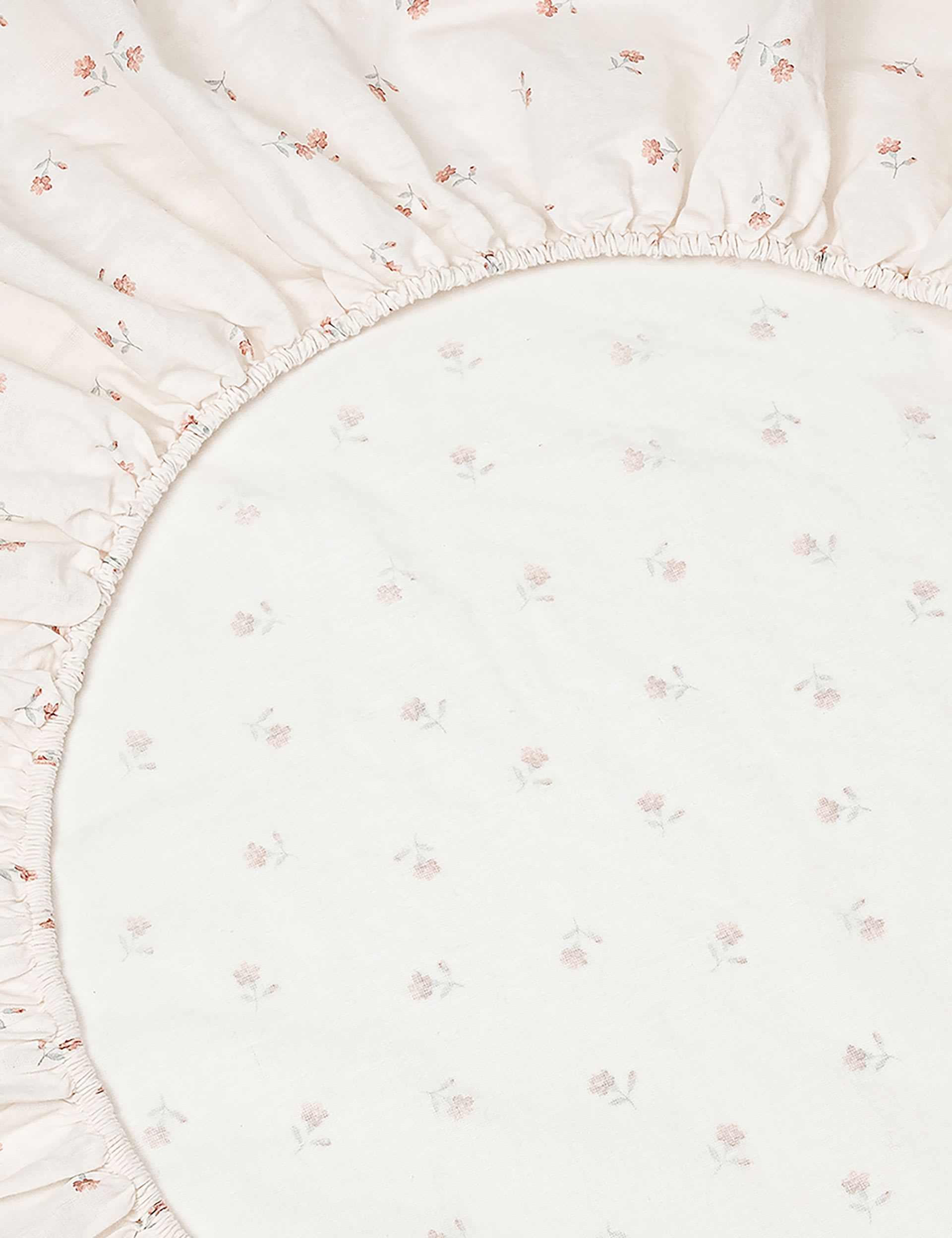 Piglet In Bed printed linen fitted sheet, UK version
