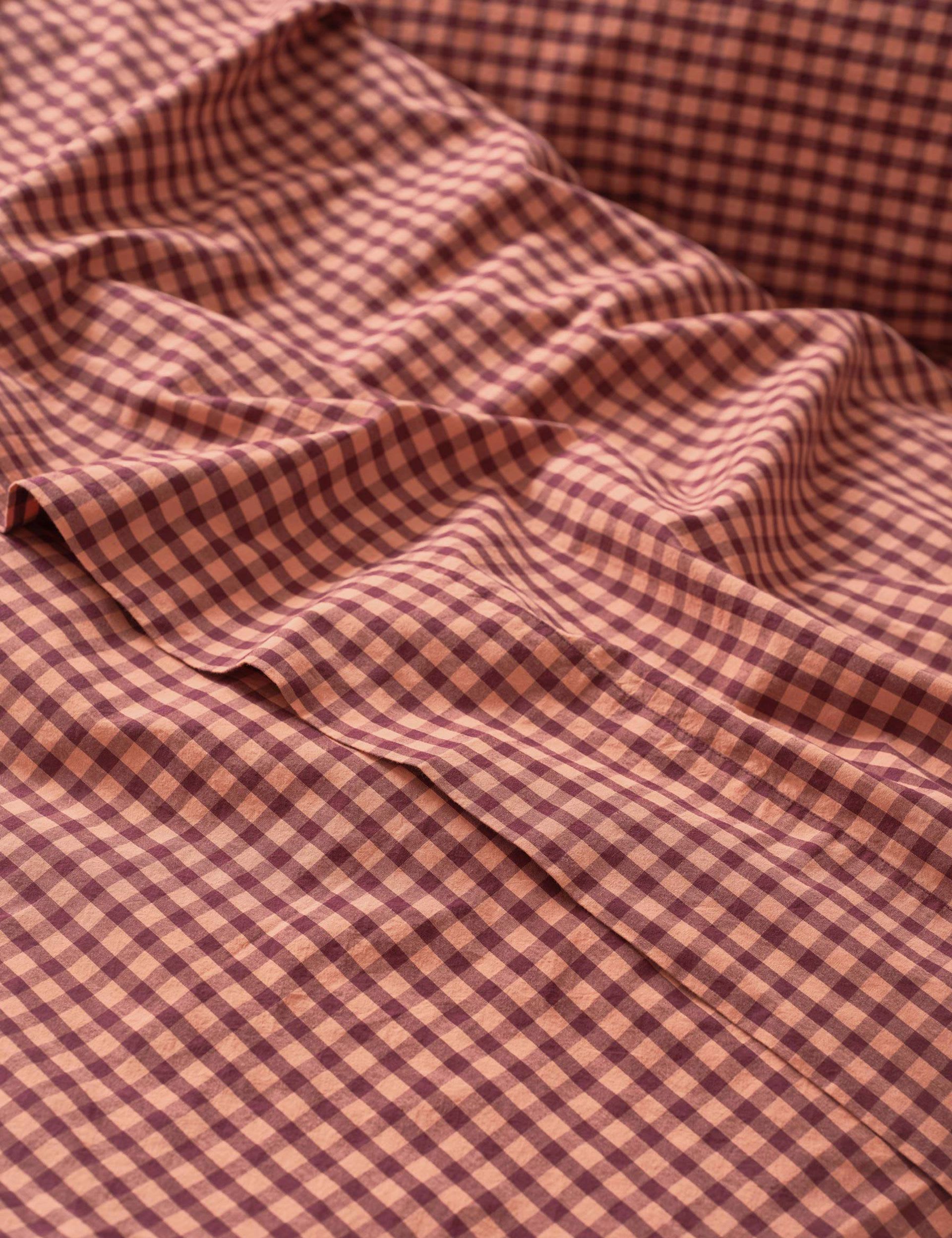 Piglet In Bed gingham flat sheet, imported from the UK