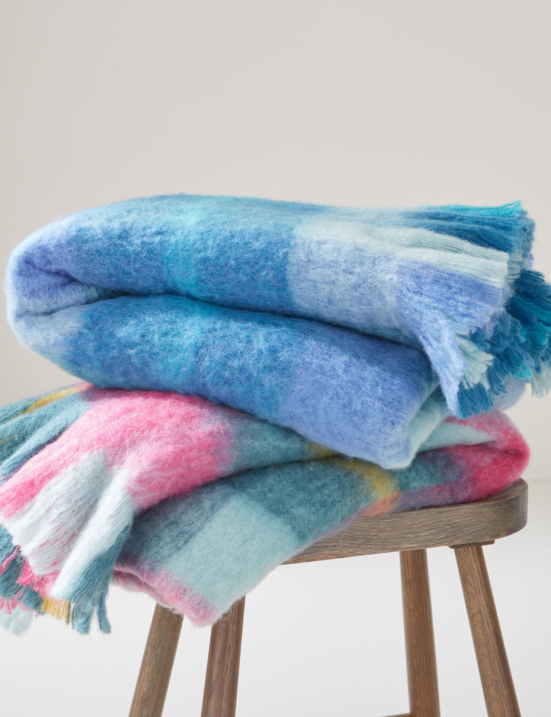 Bluebellgray Highland check wool blend throw 130x170cm (British brand)