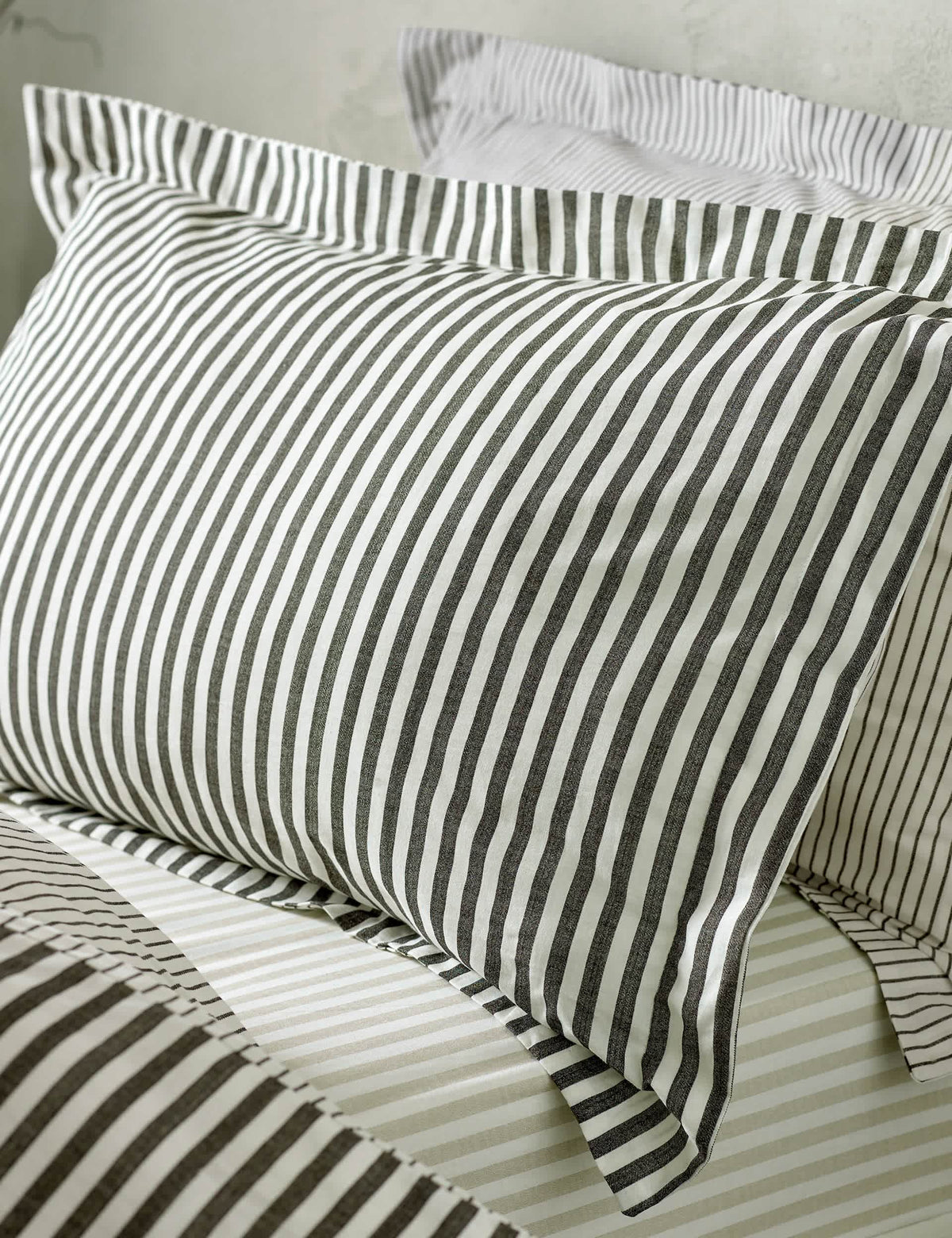 Yard Hebden Striped Cotton Reversible Bedding Set
