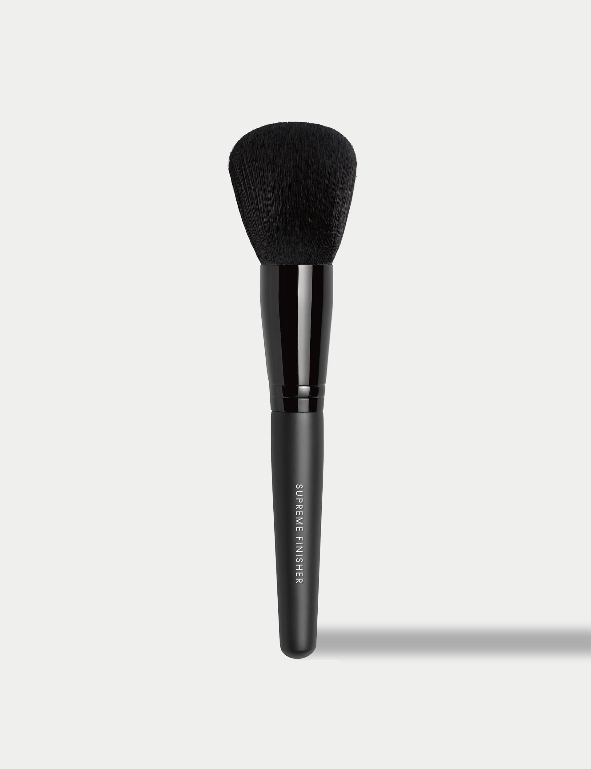 bareMinerals Seamless Shaping & Finish makeup brush (British brand)