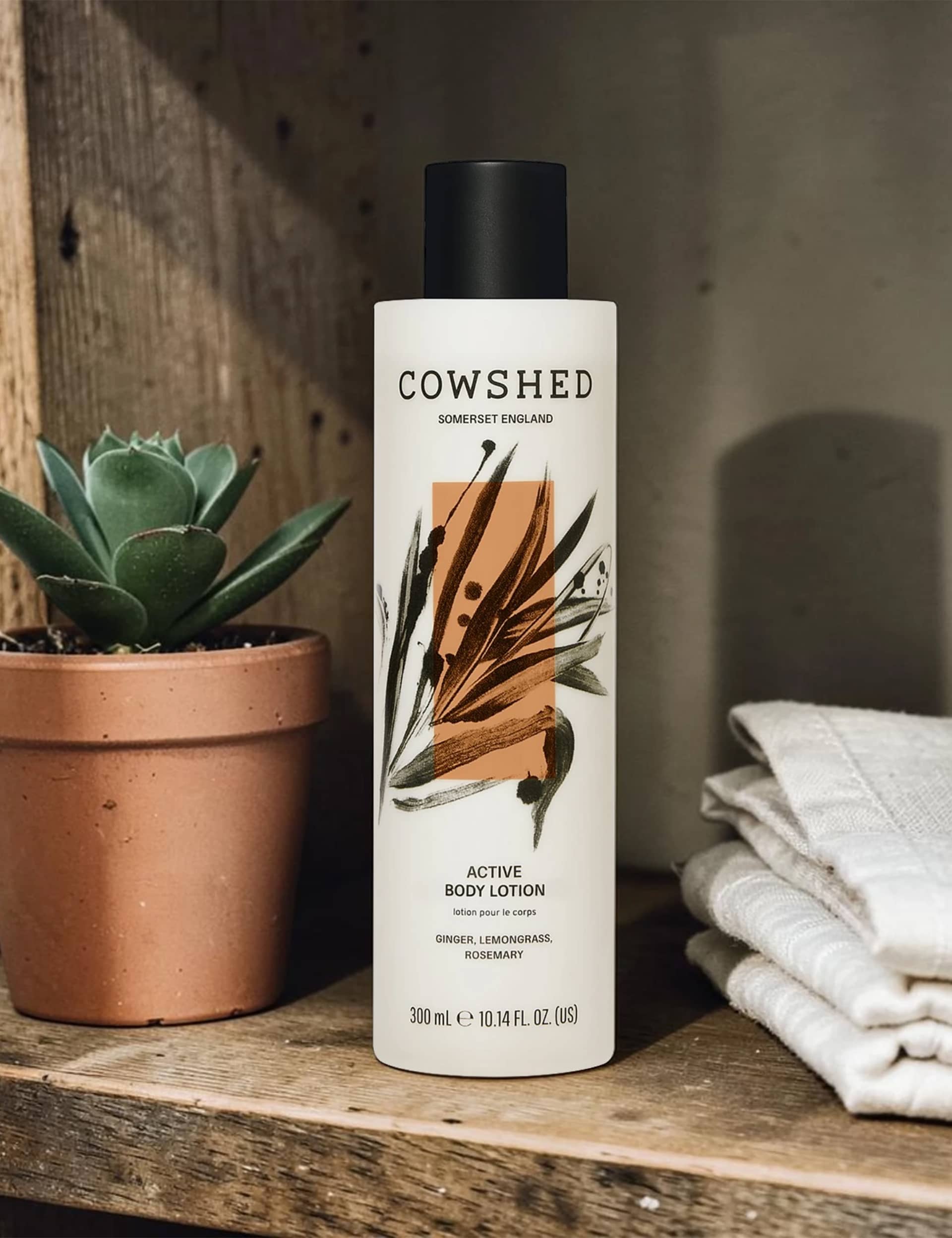 Active Body Lotion 300ml with citrus scent (British brand)