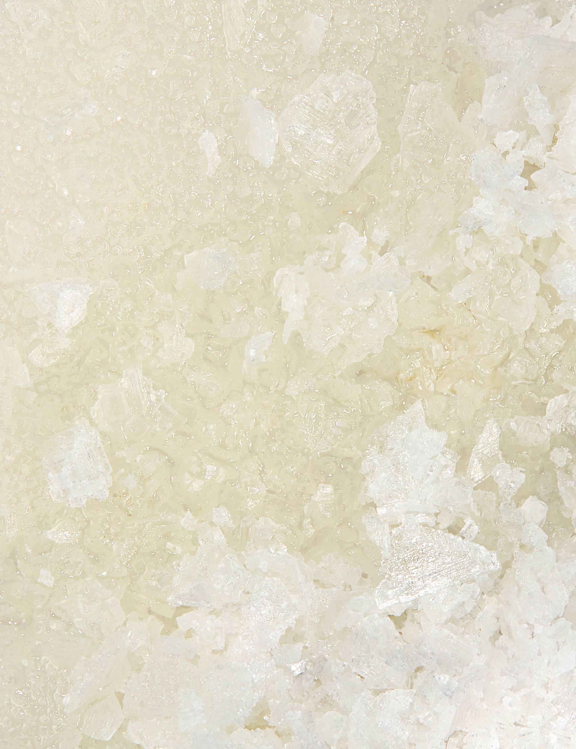 ESPA detoxifying salt scrub 500g jar - British product