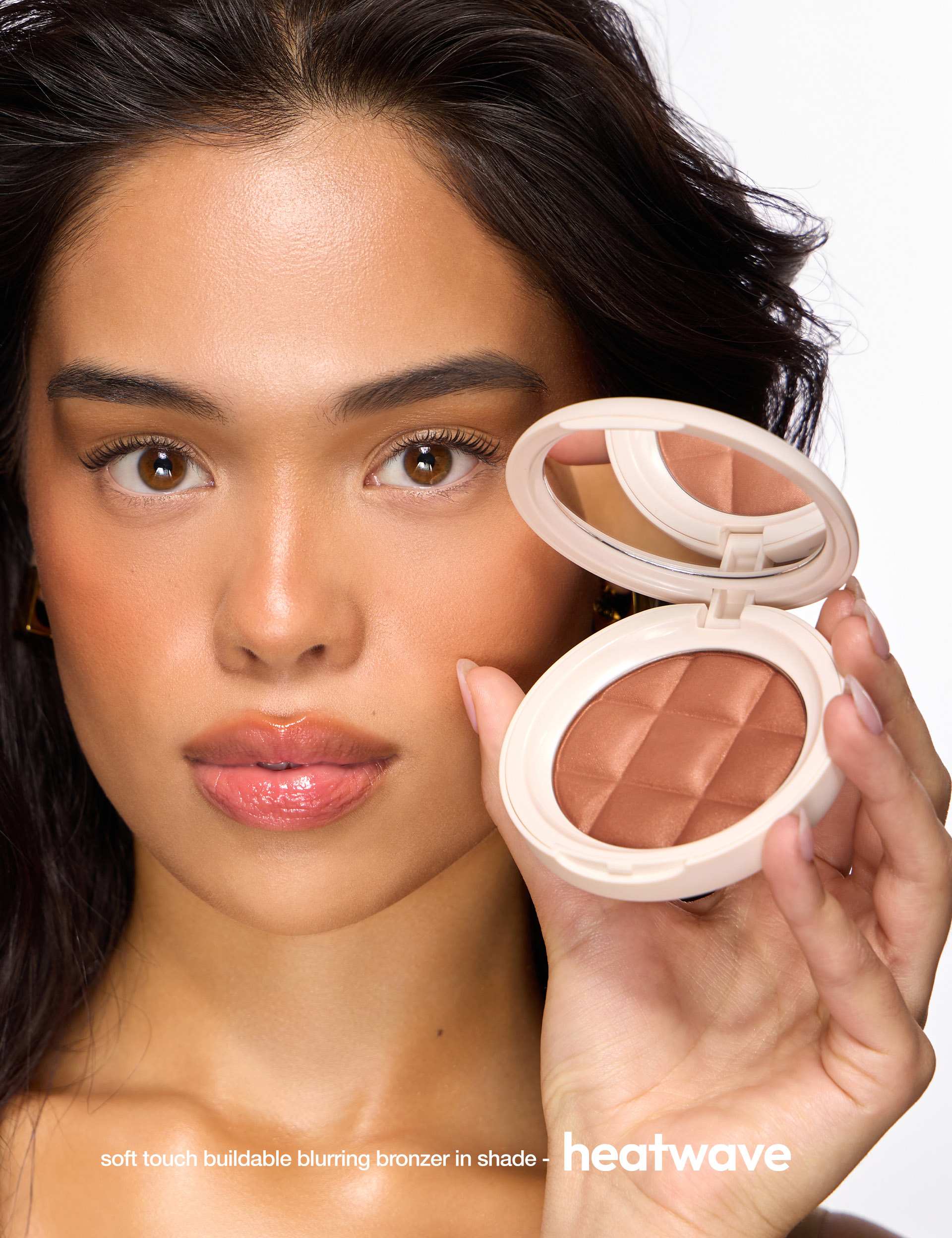 ICONIC London Soft Touch Bronzer Toasty 9g (British brand)