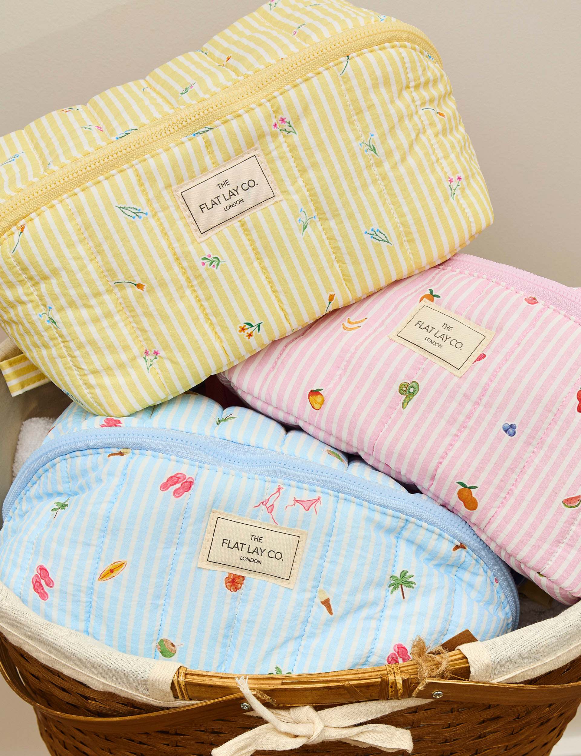 The Flat Lay Co. Marshmallow Makeup Box Bag